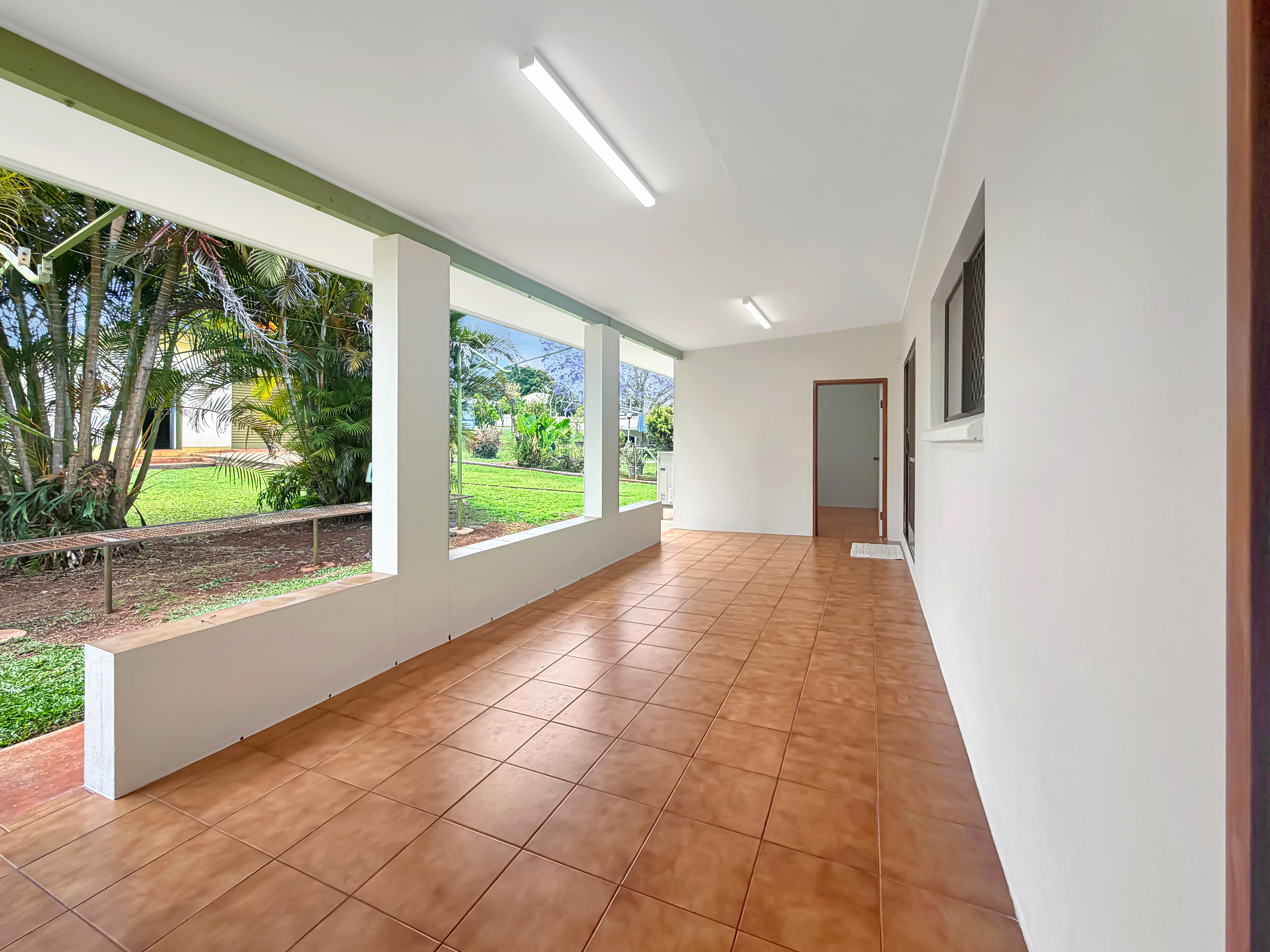12 Mazlin Street, Atherton