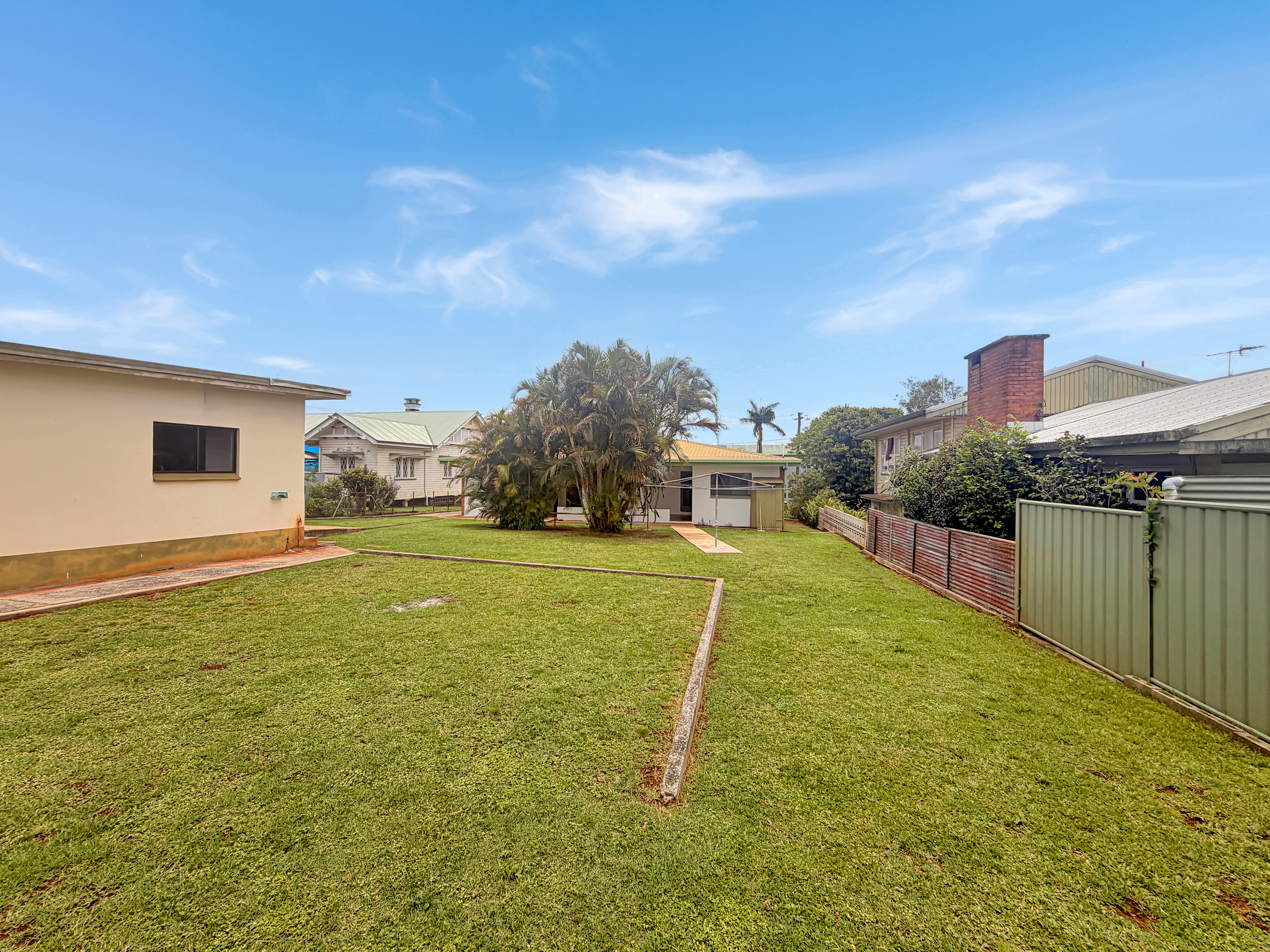12 Mazlin Street, Atherton