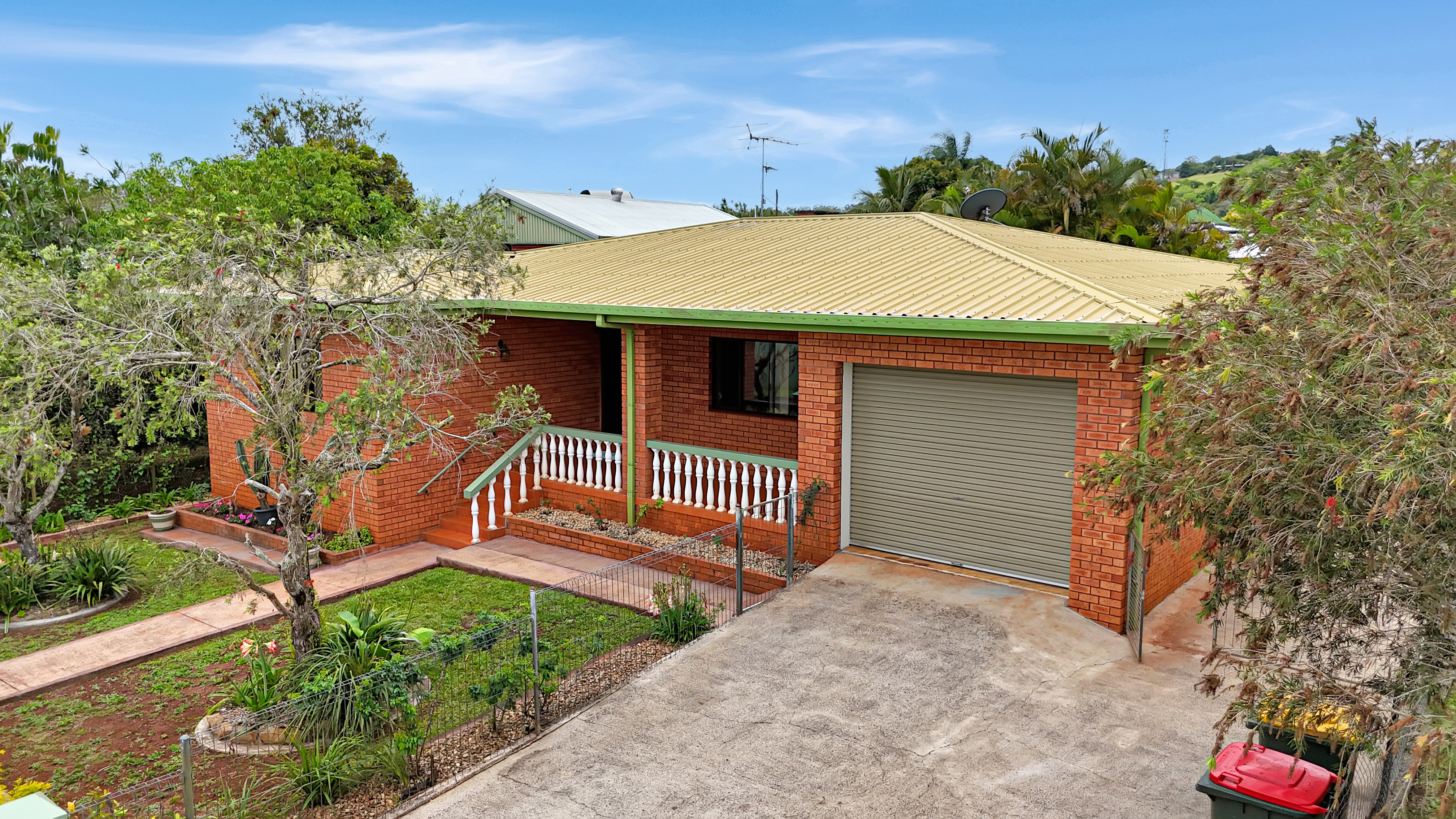12 Mazlin Street, Atherton