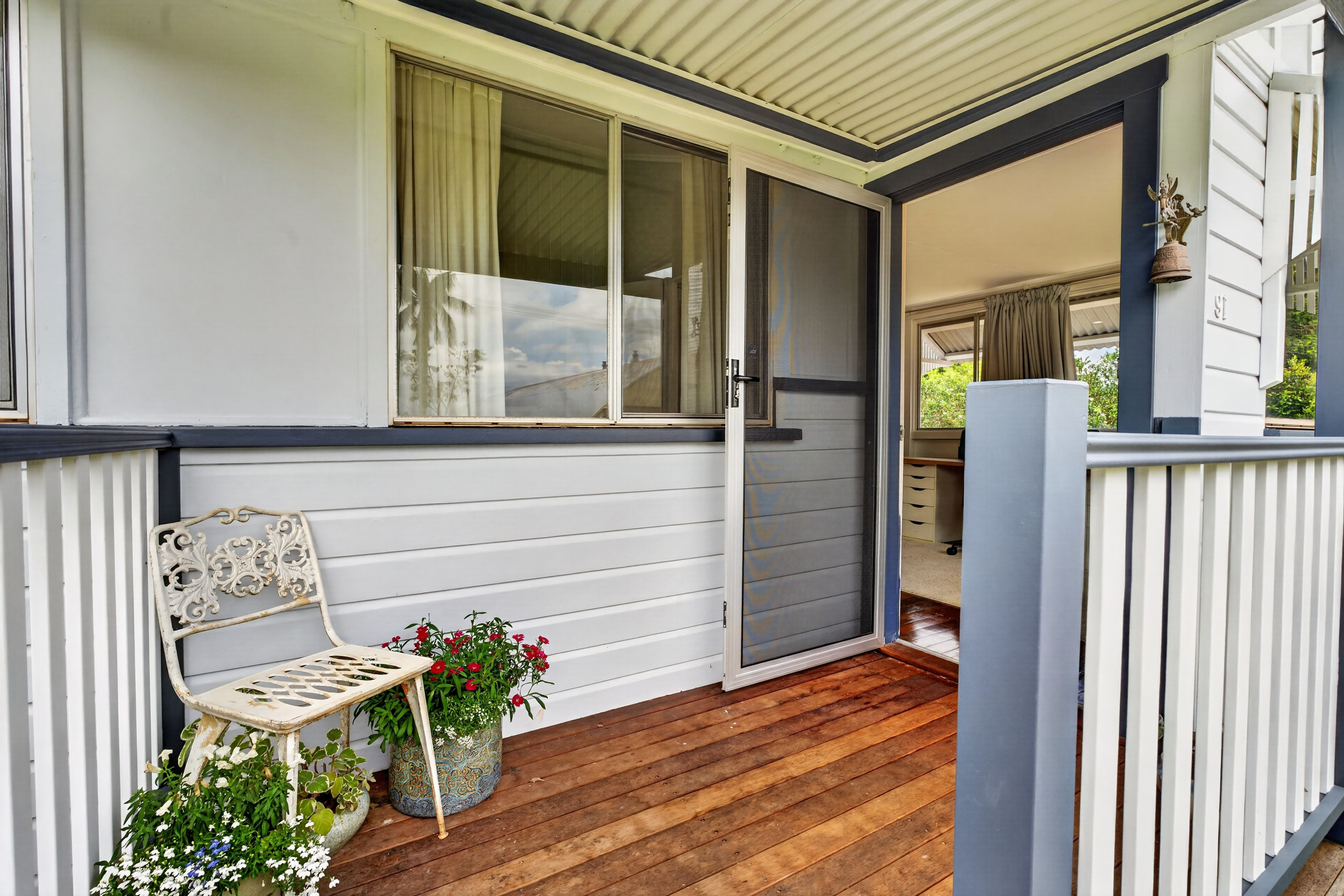 91 Robert Street, Atherton