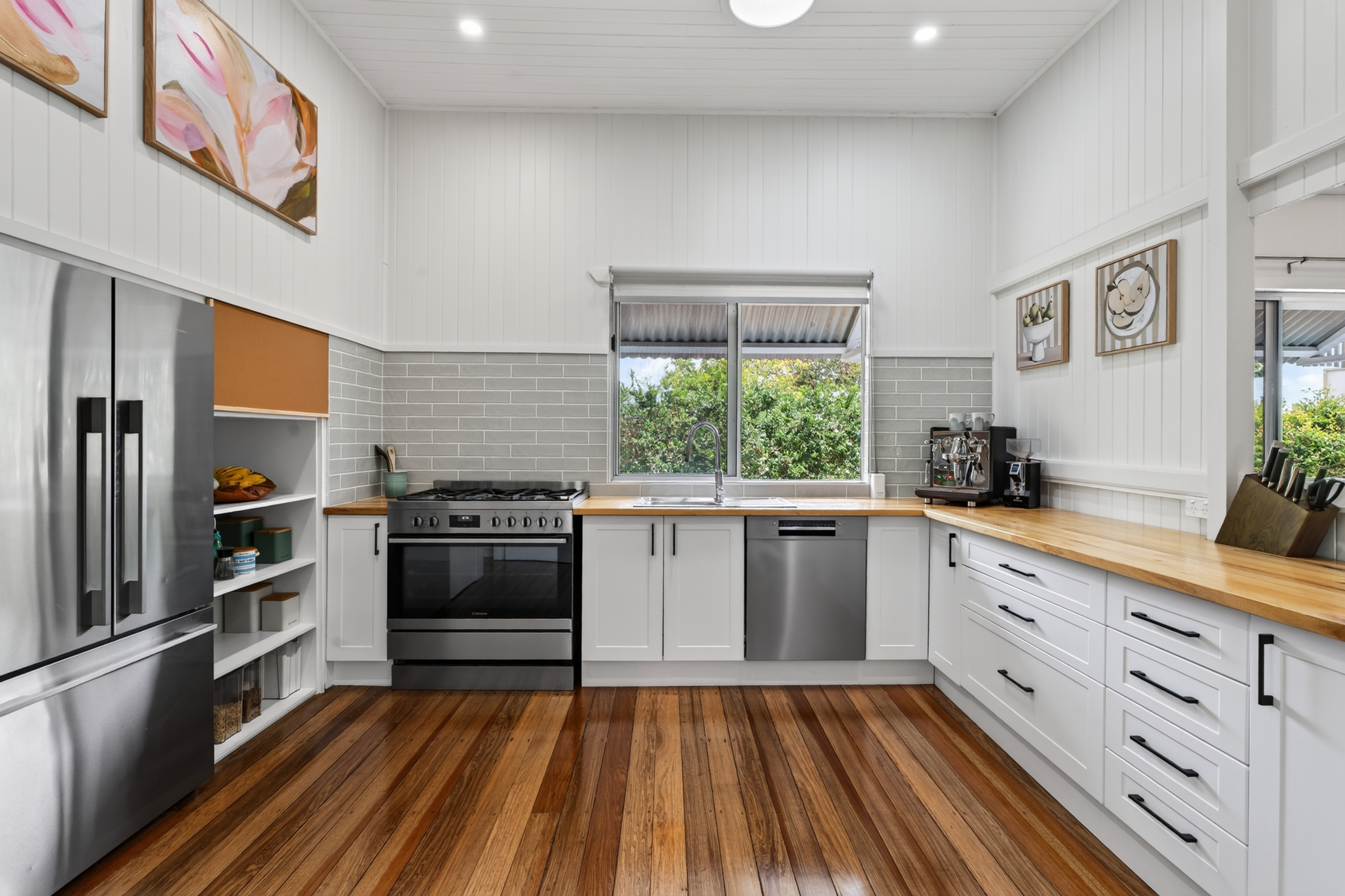 91 Robert Street, Atherton