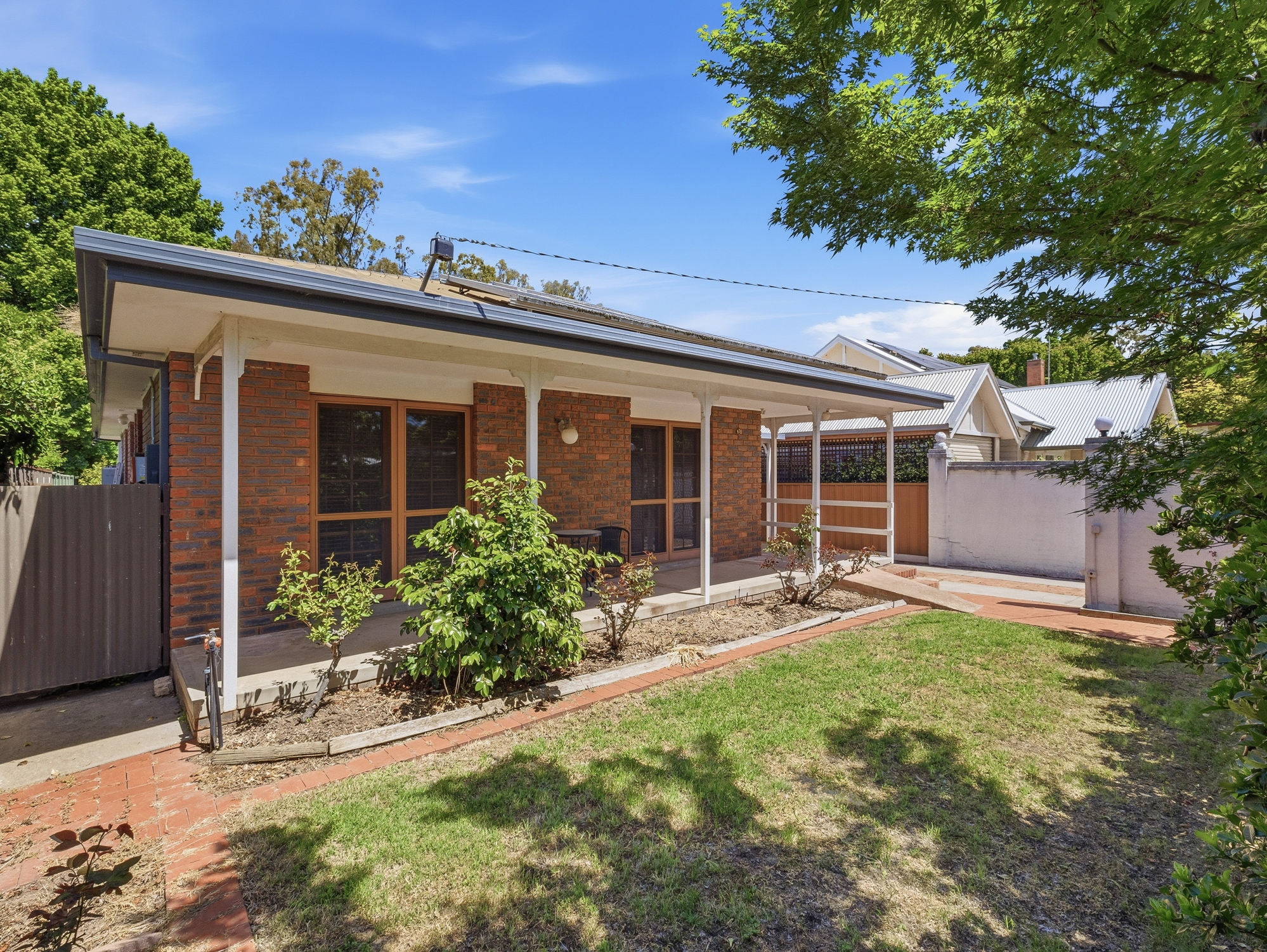 25 Crisp Street, Wangaratta
