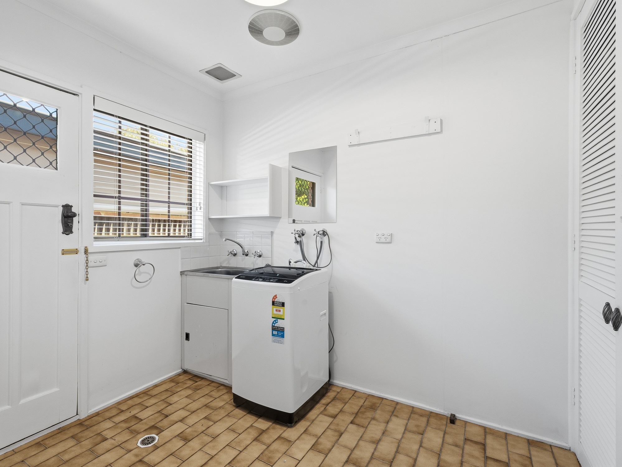 25 Crisp Street, Wangaratta