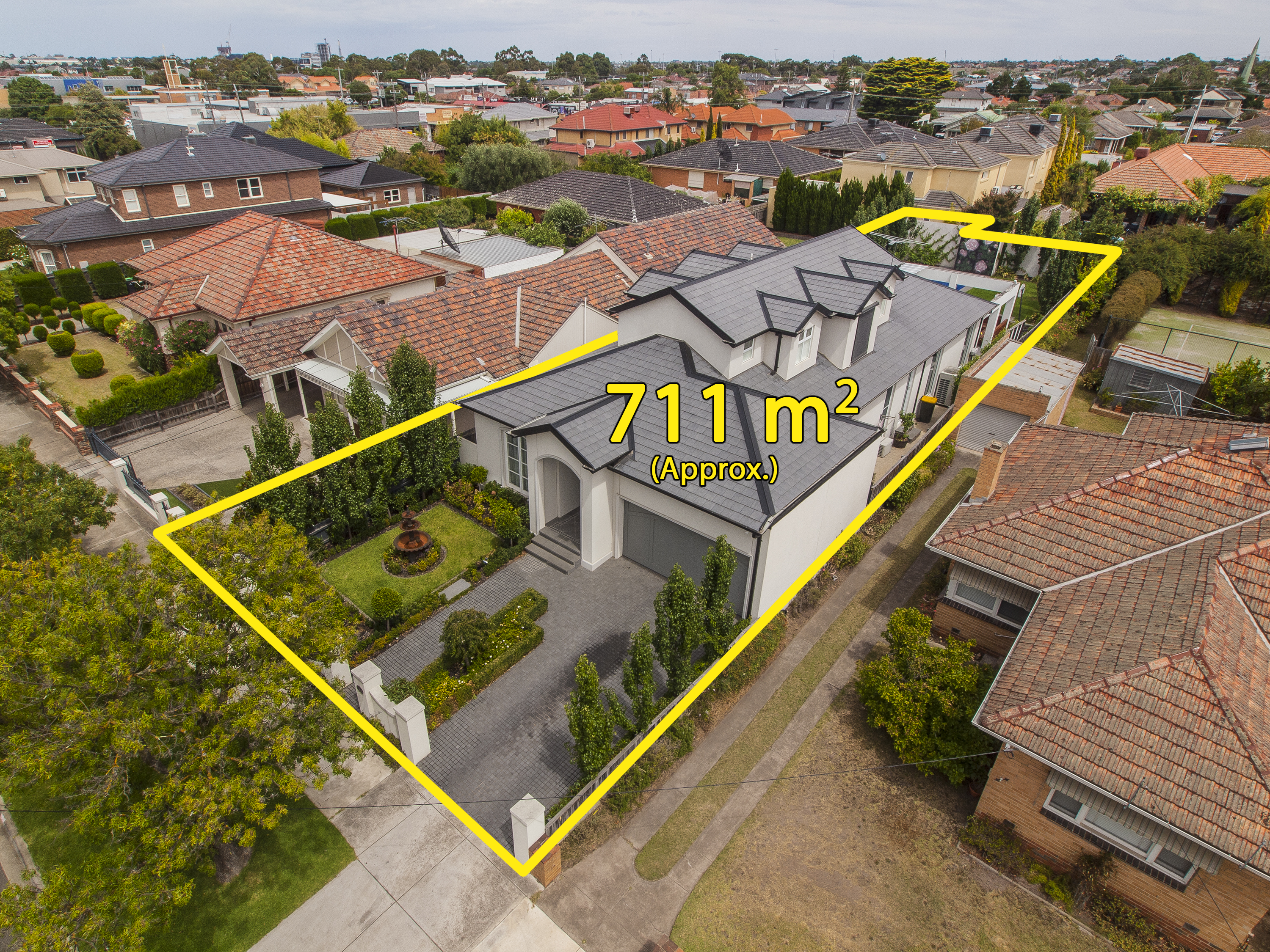 5A Roberts Street, Essendon