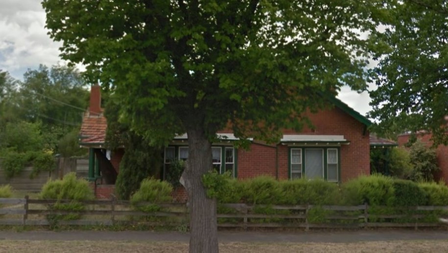 330 Armstrong Street North, Soldiers Hill Bartrop Real Estate