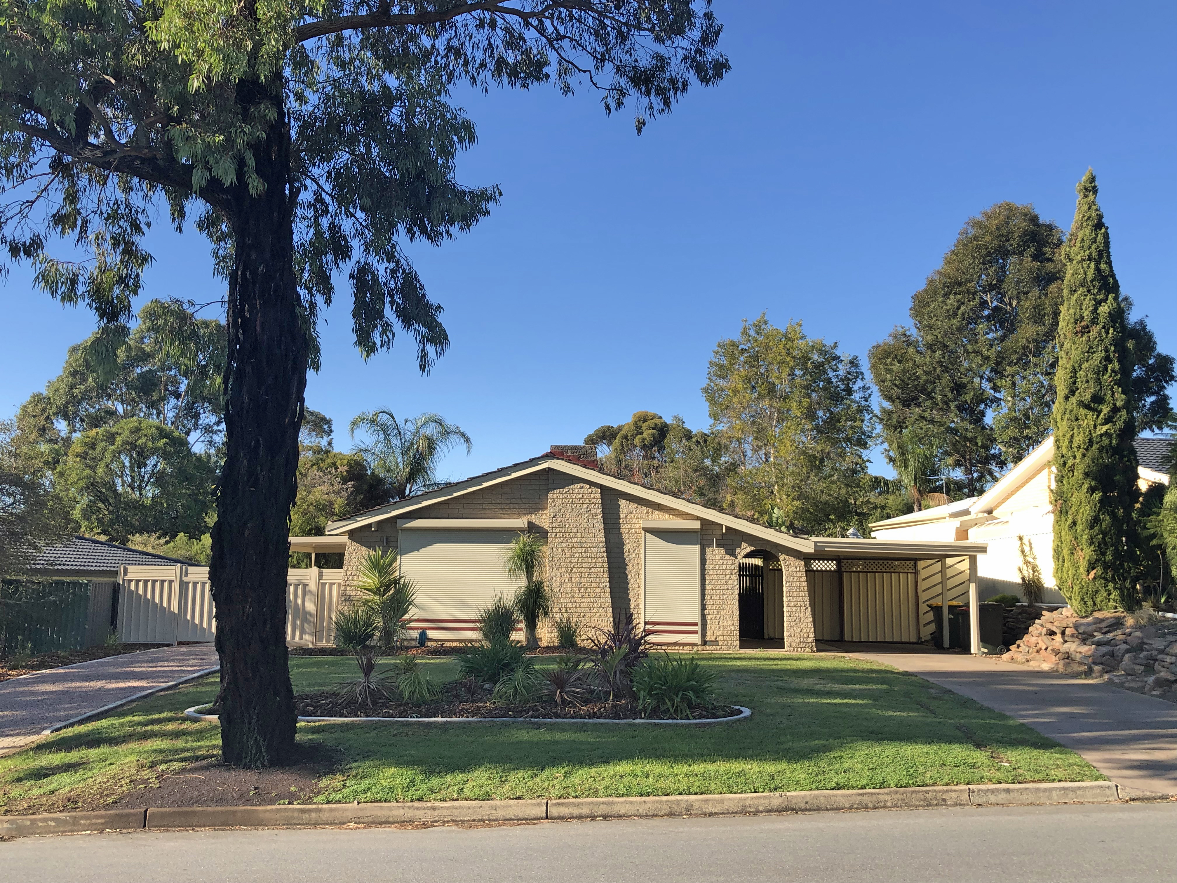 11 PARK LAKE DRIVE, Wynn Vale Anreps SA