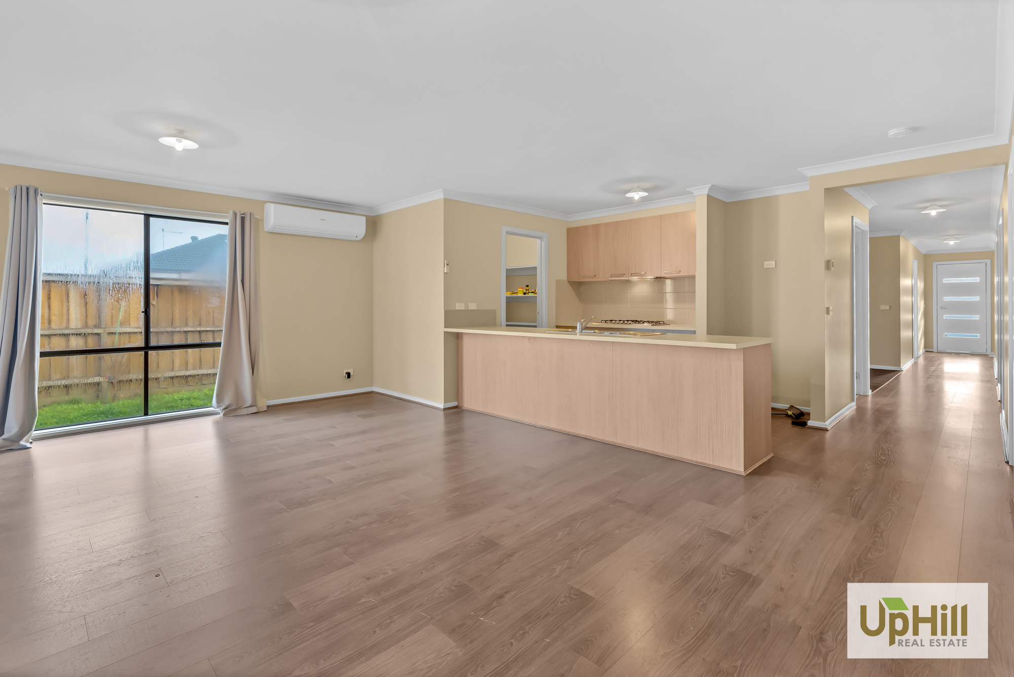 10 Carisbrooke Way, Clyde North Uphill Real Estate