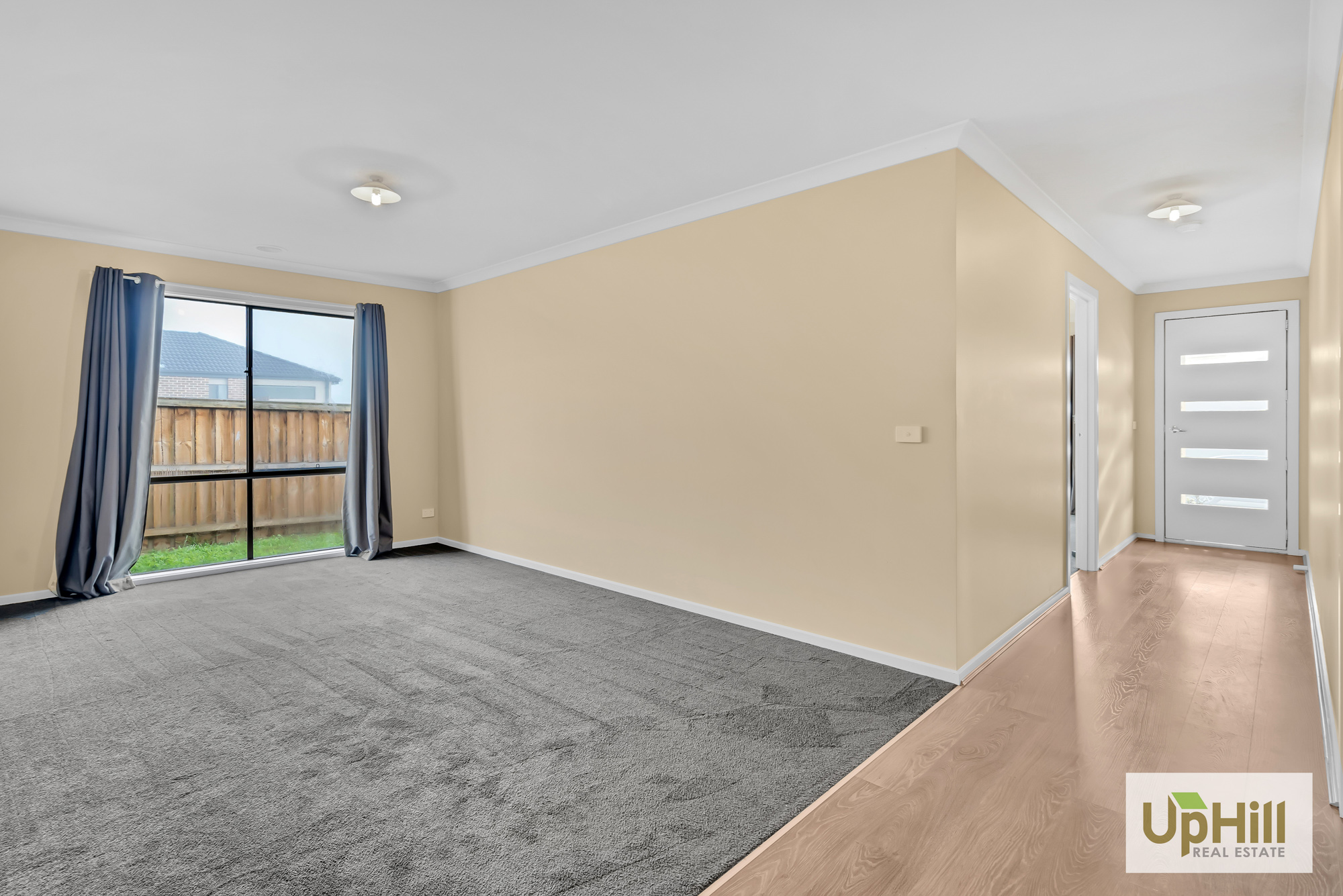 10 Carisbrooke Way, Clyde North Uphill Real Estate
