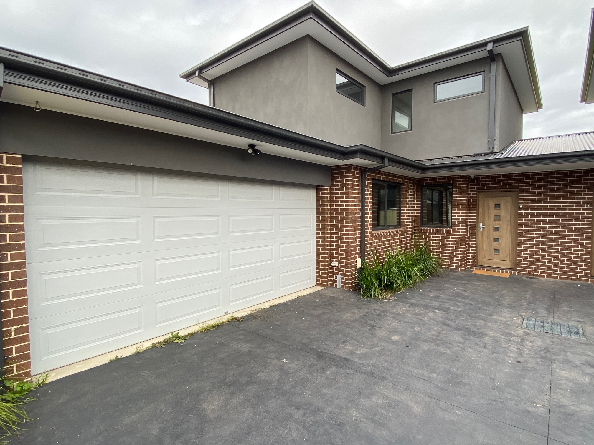 2 / 23 Wordsworth Avenue, Clayton South Darras & Zervas Estate Agents