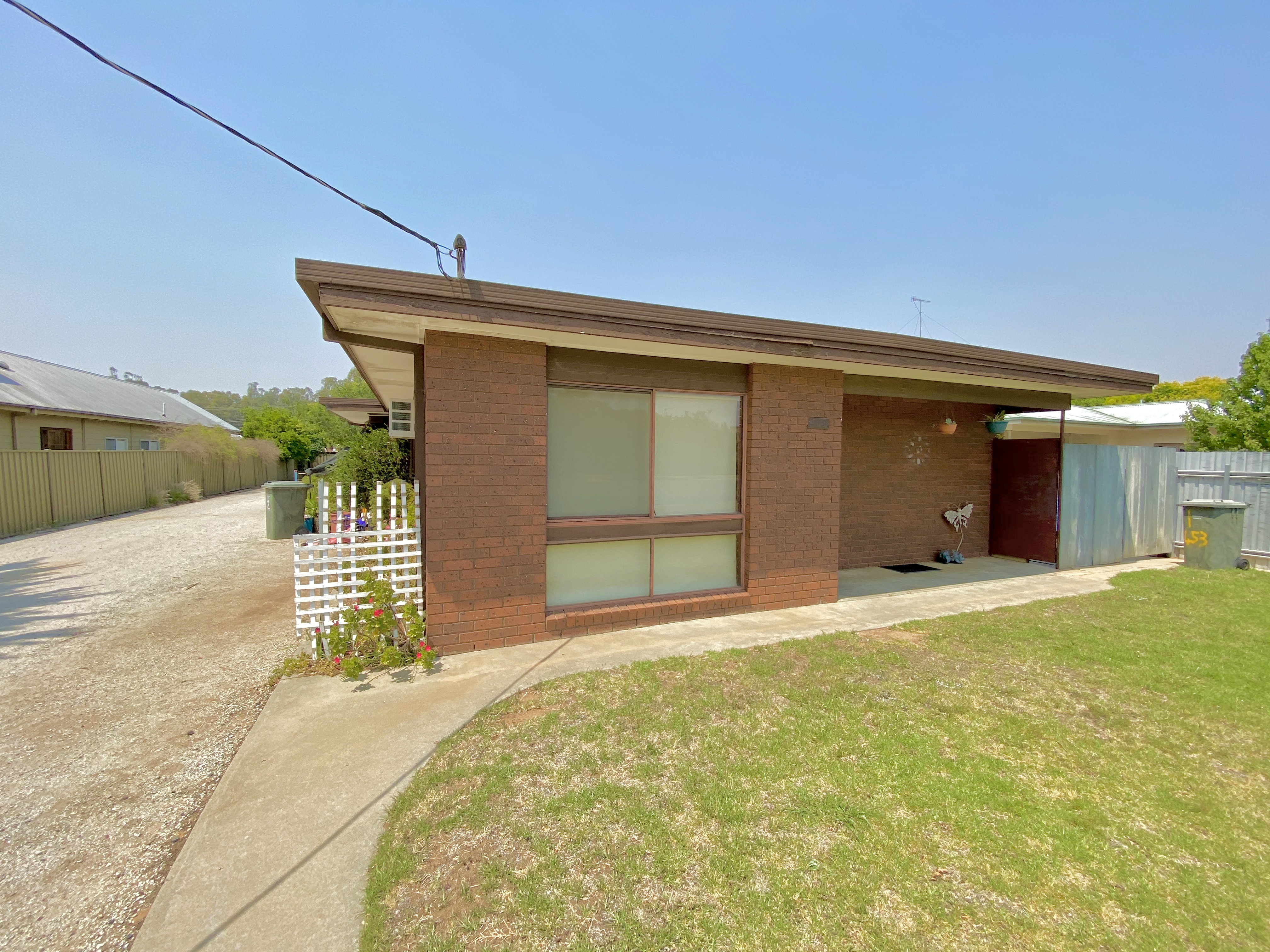 1 / 453 Street, Deniliquin Lloyd Property Agents