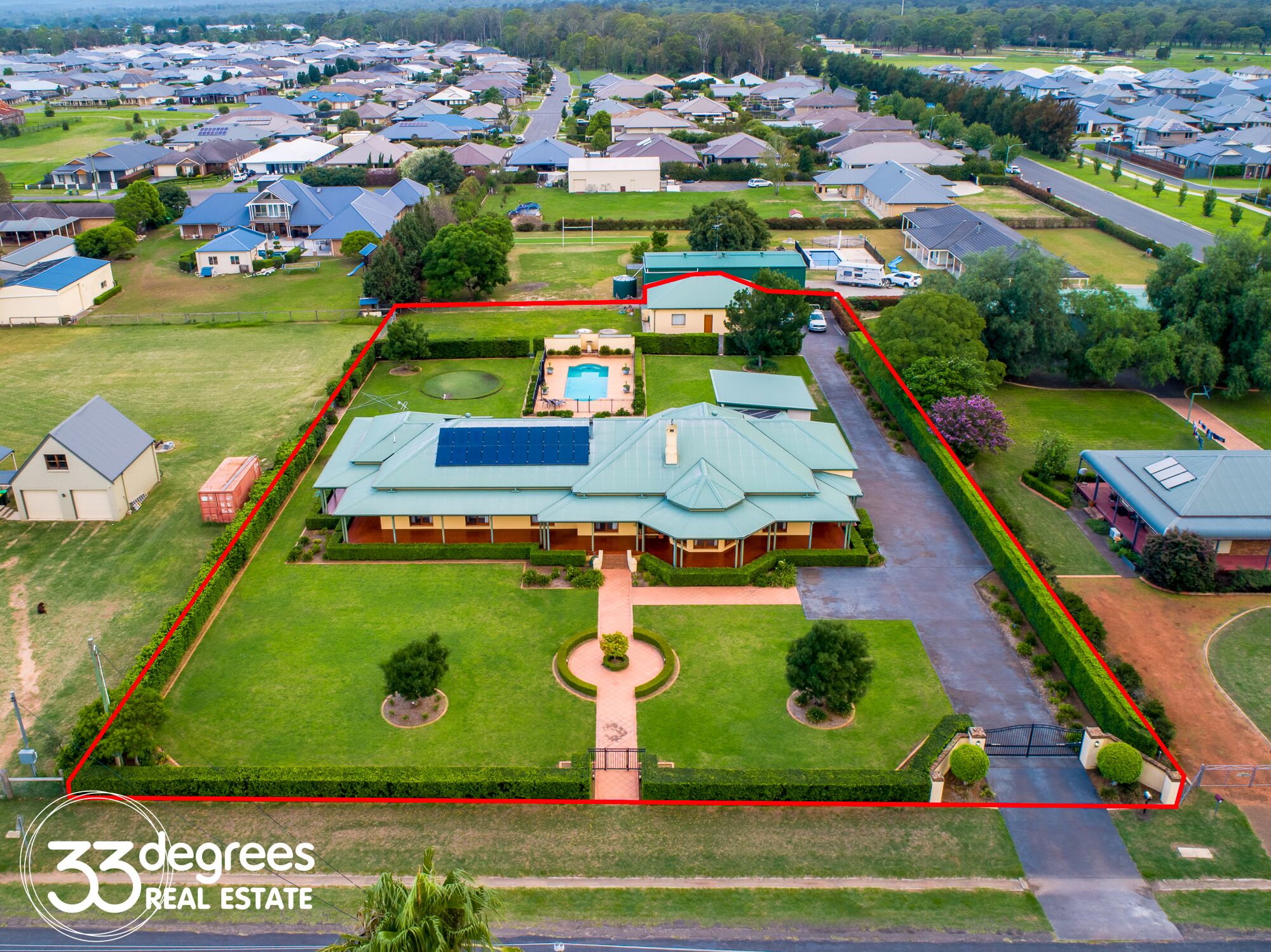 Pitt Town 33Degrees Real Estate