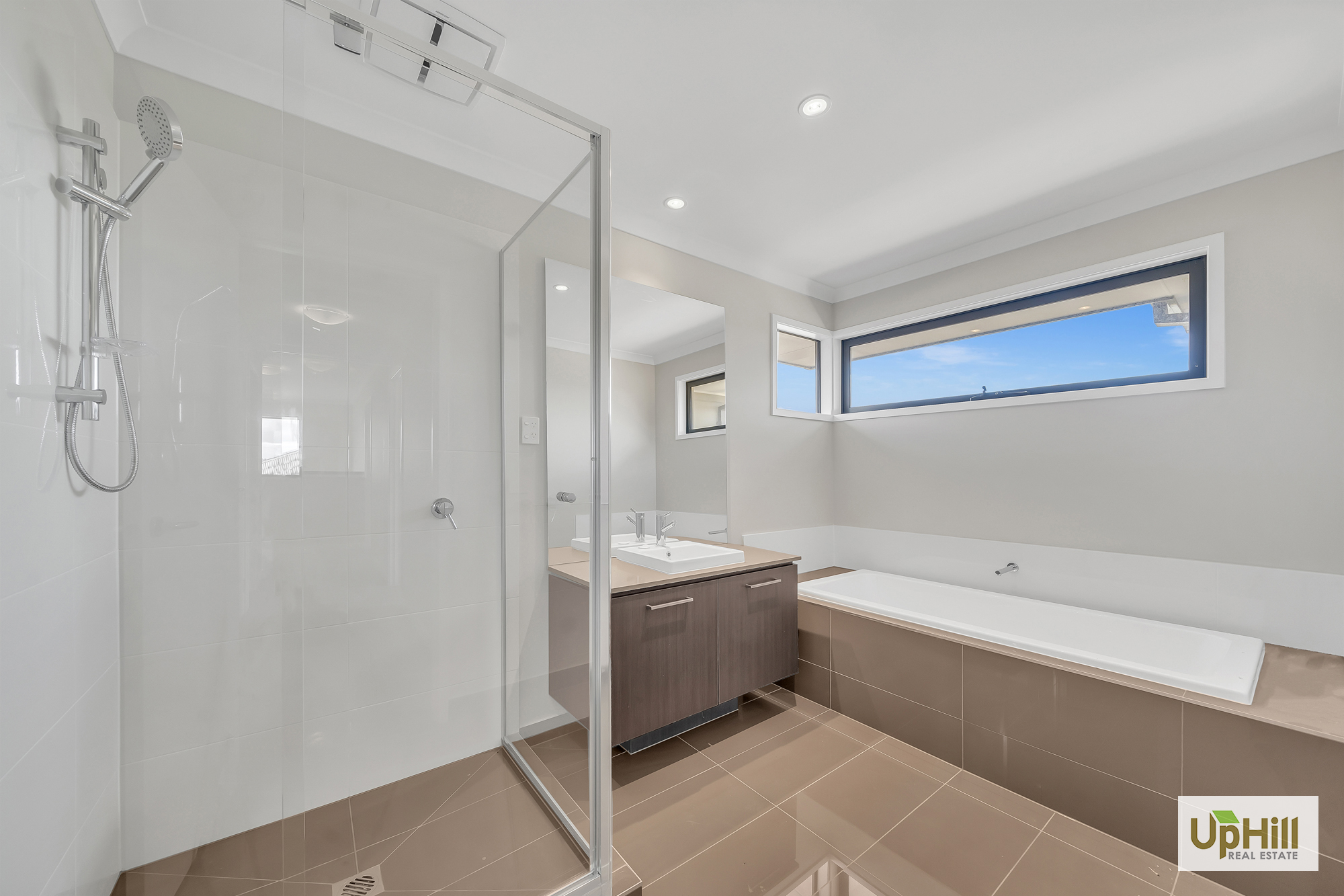 49 WAY, Cranbourne North Uphill Real Estate
