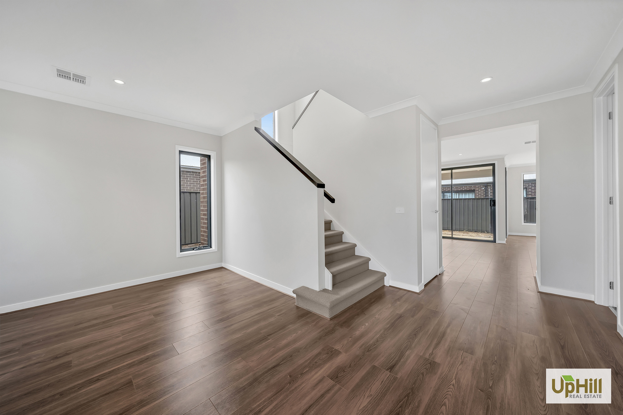 49 WAY, Cranbourne North Uphill Real Estate