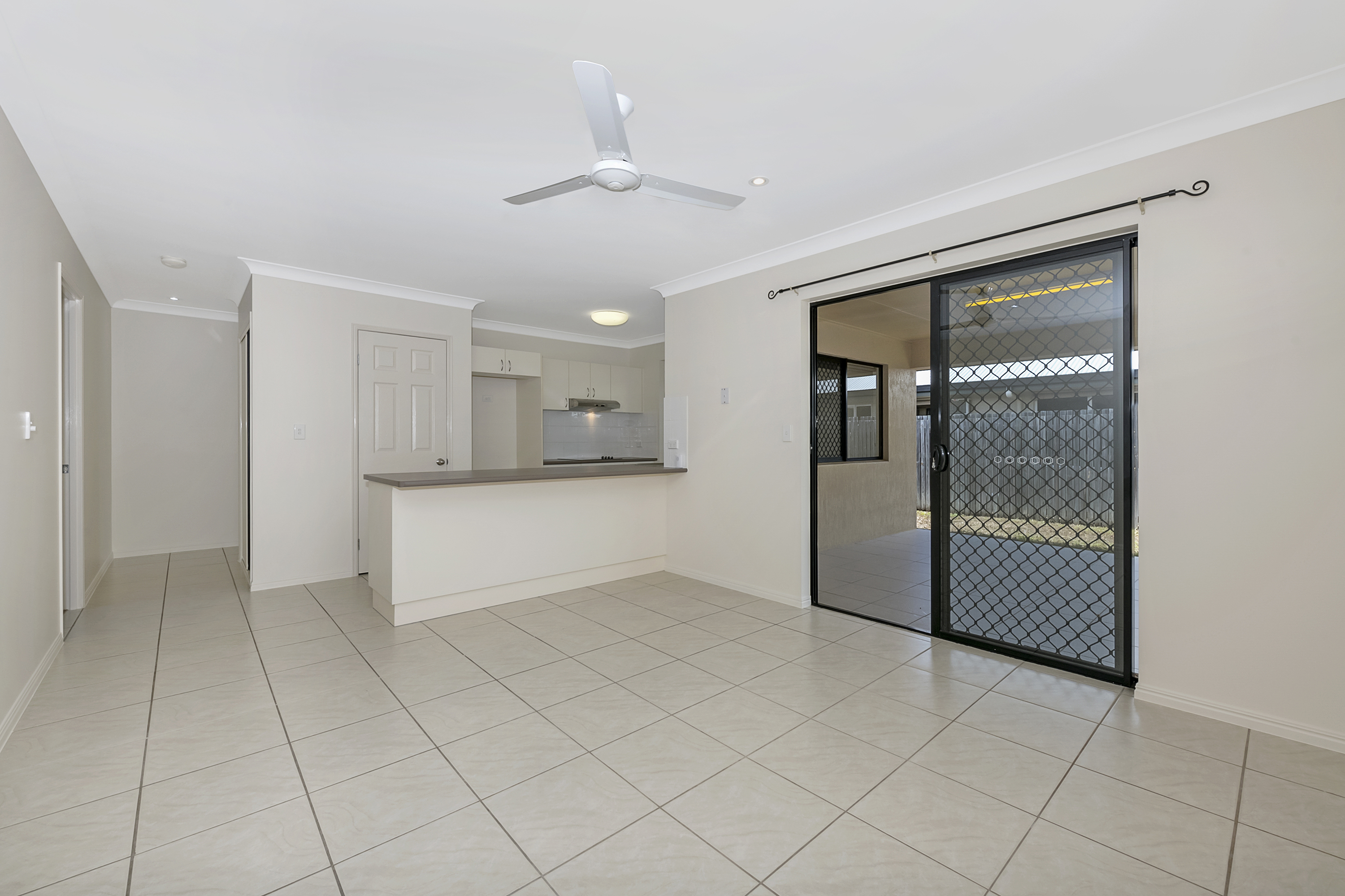 32 Minaret Way, Mount Louisa North Ward Realty