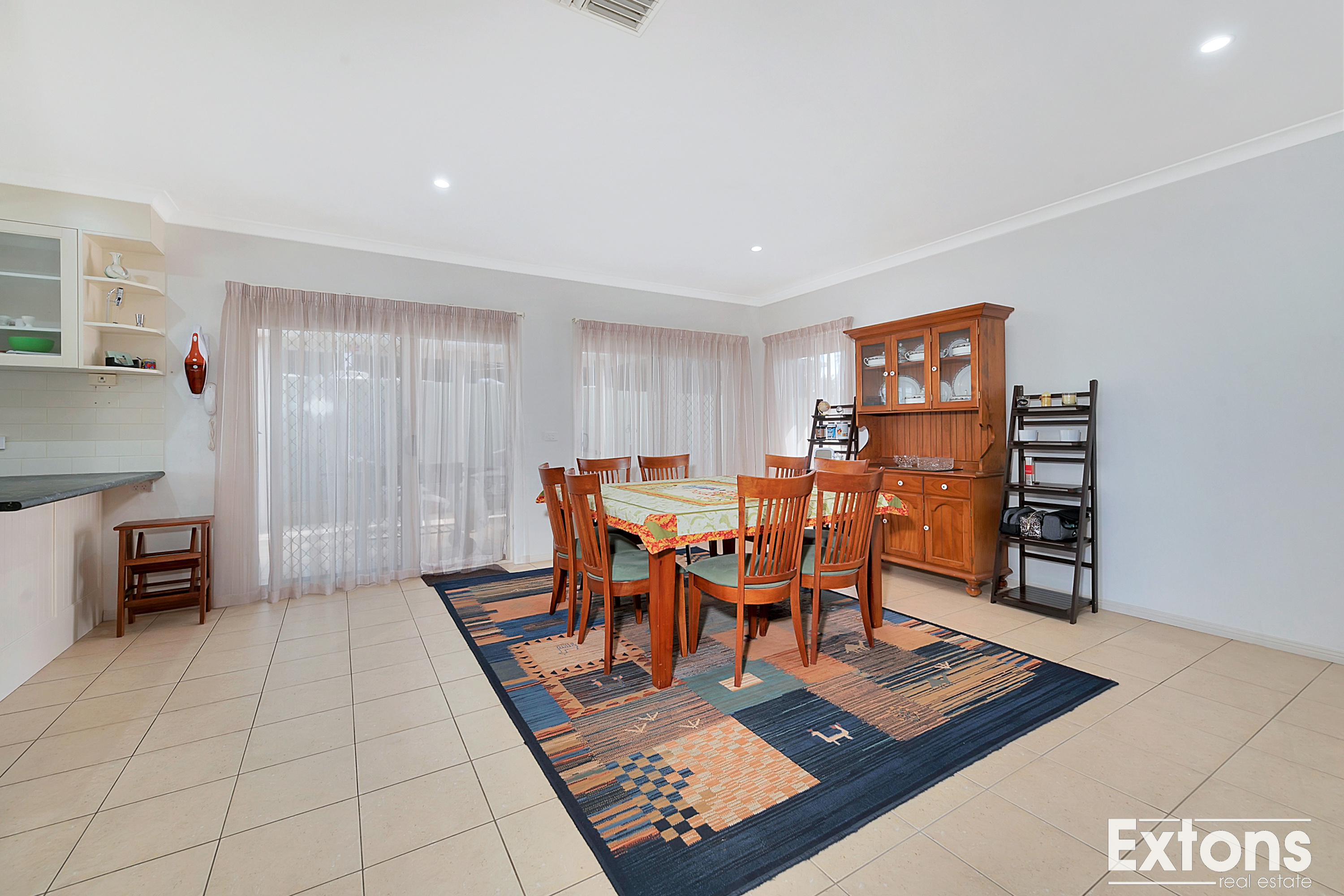 6 COGHILL STREET, Yarrawonga Extons Real Estate