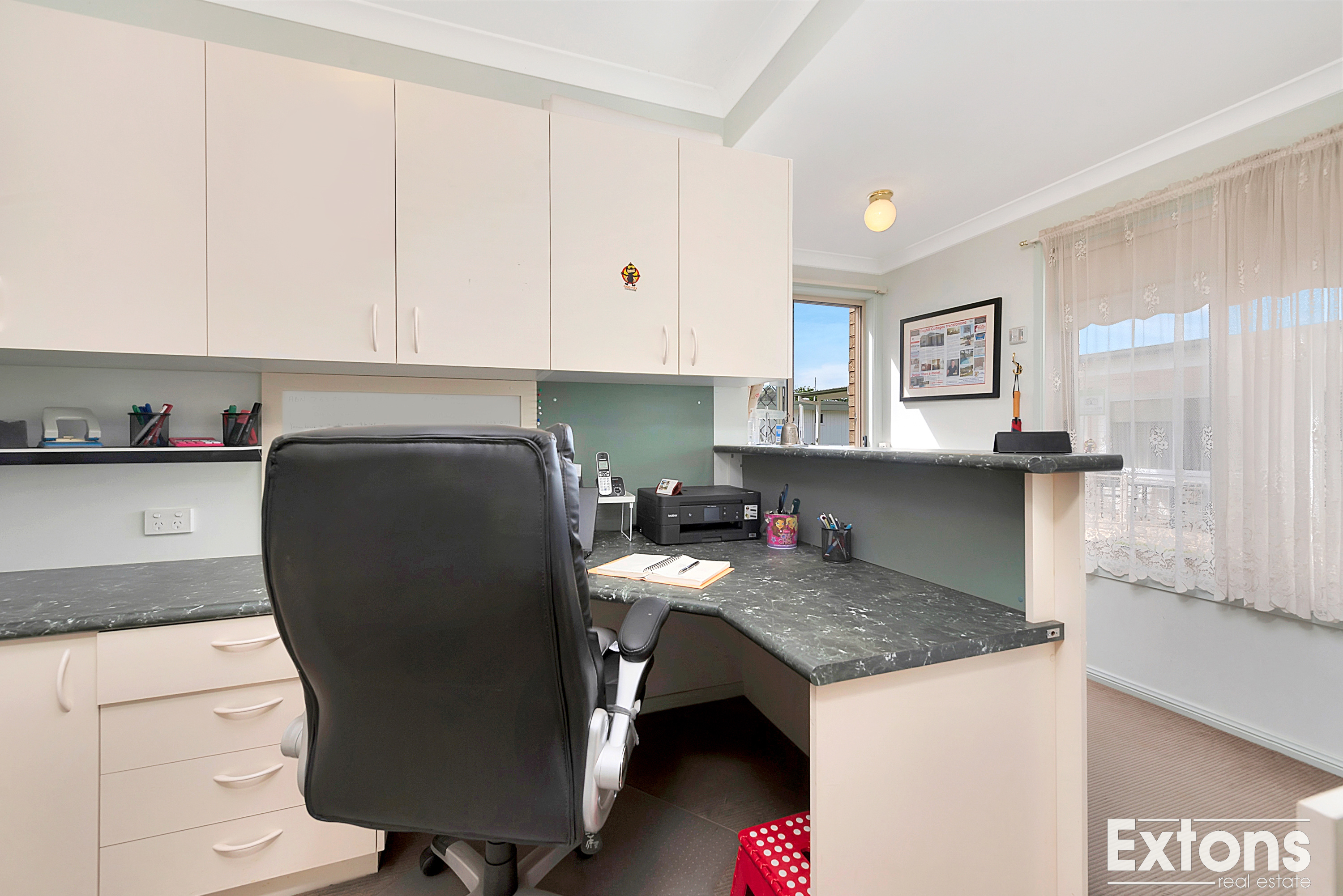 6 COGHILL STREET, Yarrawonga Extons Real Estate