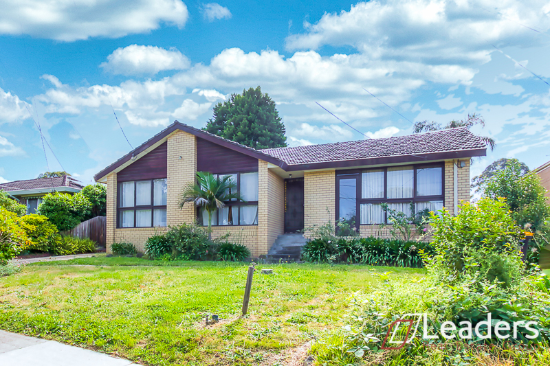 3 Cresmont Drive, Glen Waverley Leaders Real Estate