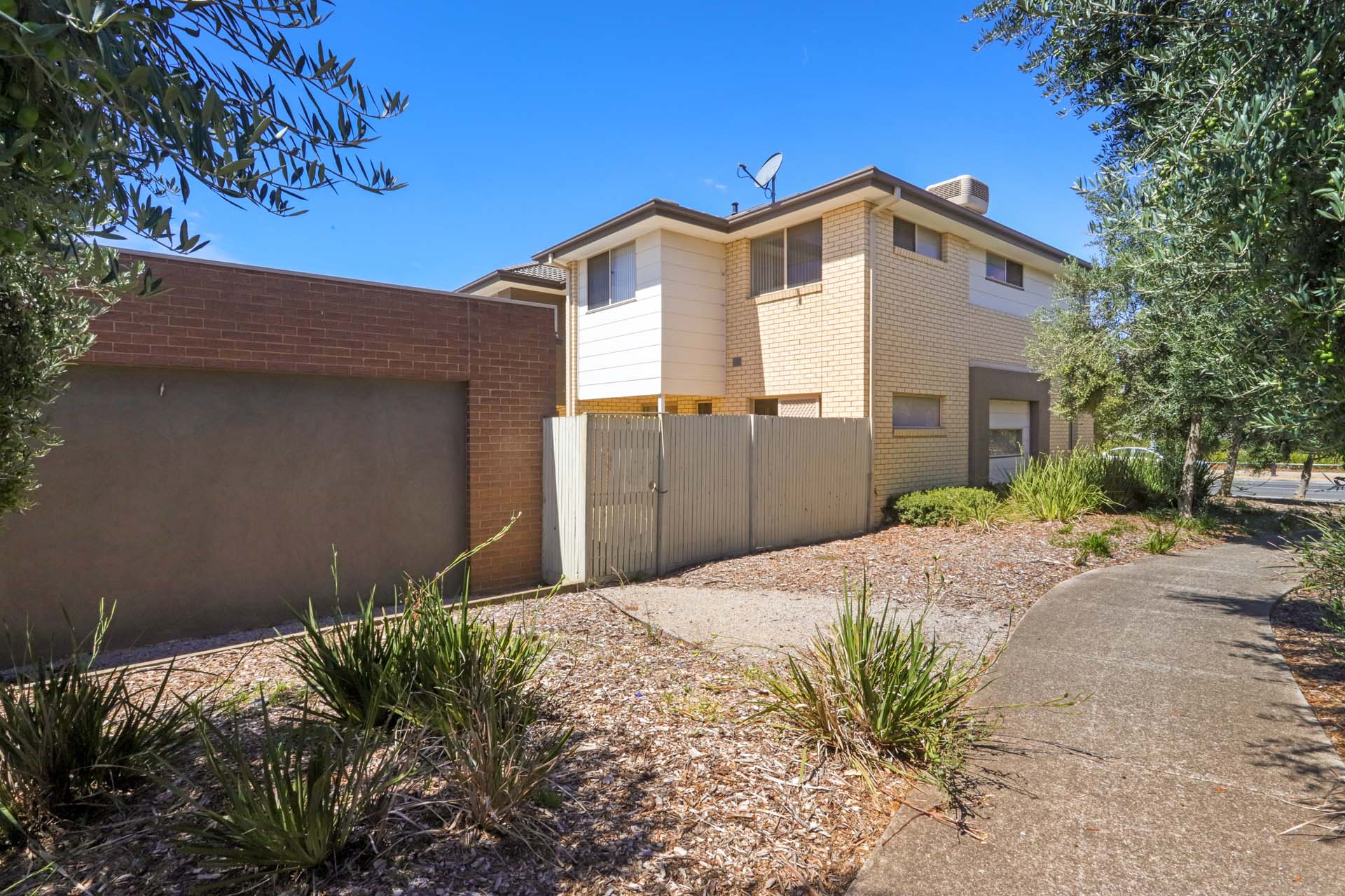 33 Callaway Boulevard, Sunshine West Maddison Estate Agents