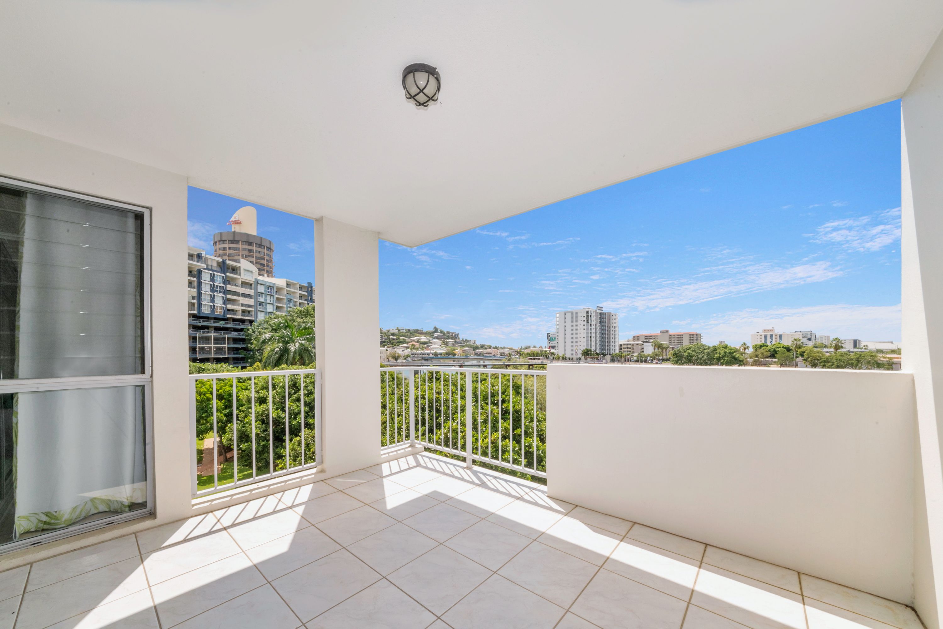 river park view apartments townsville bottompaintingaboatonatrailer