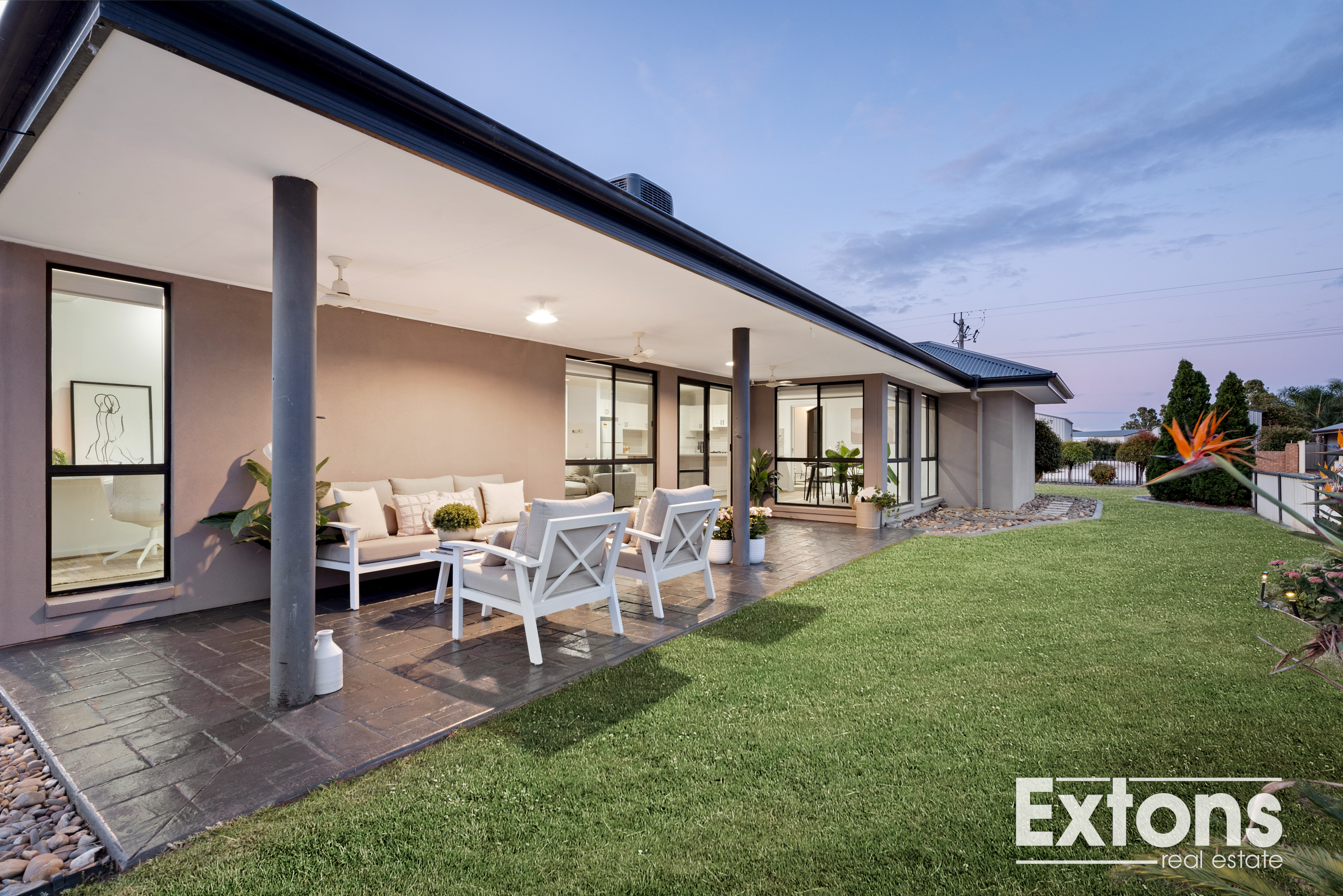 27 HENDERSON STREET, Yarrawonga Extons Real Estate