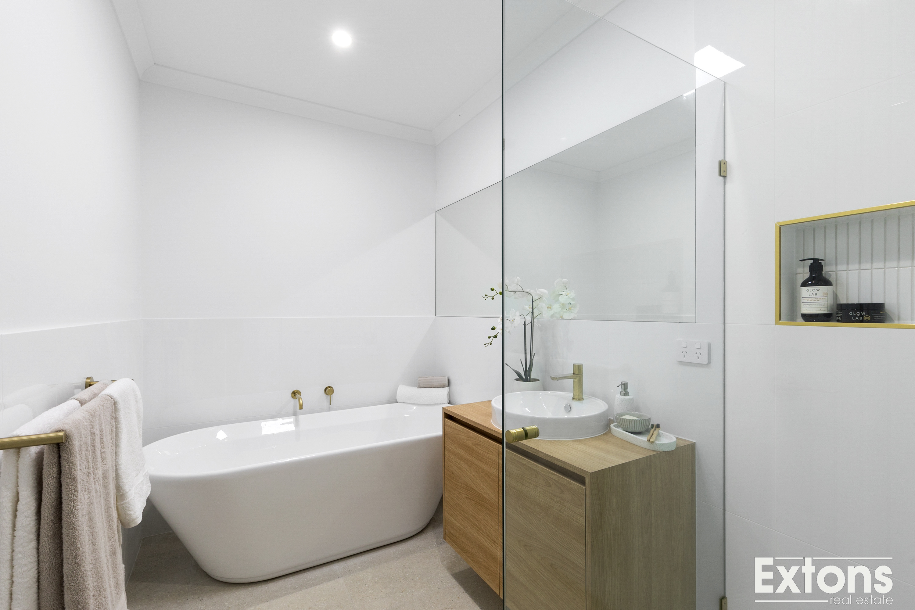 43 PHILLIP HYLAND DRIVE, Yarrawonga Extons Real Estate