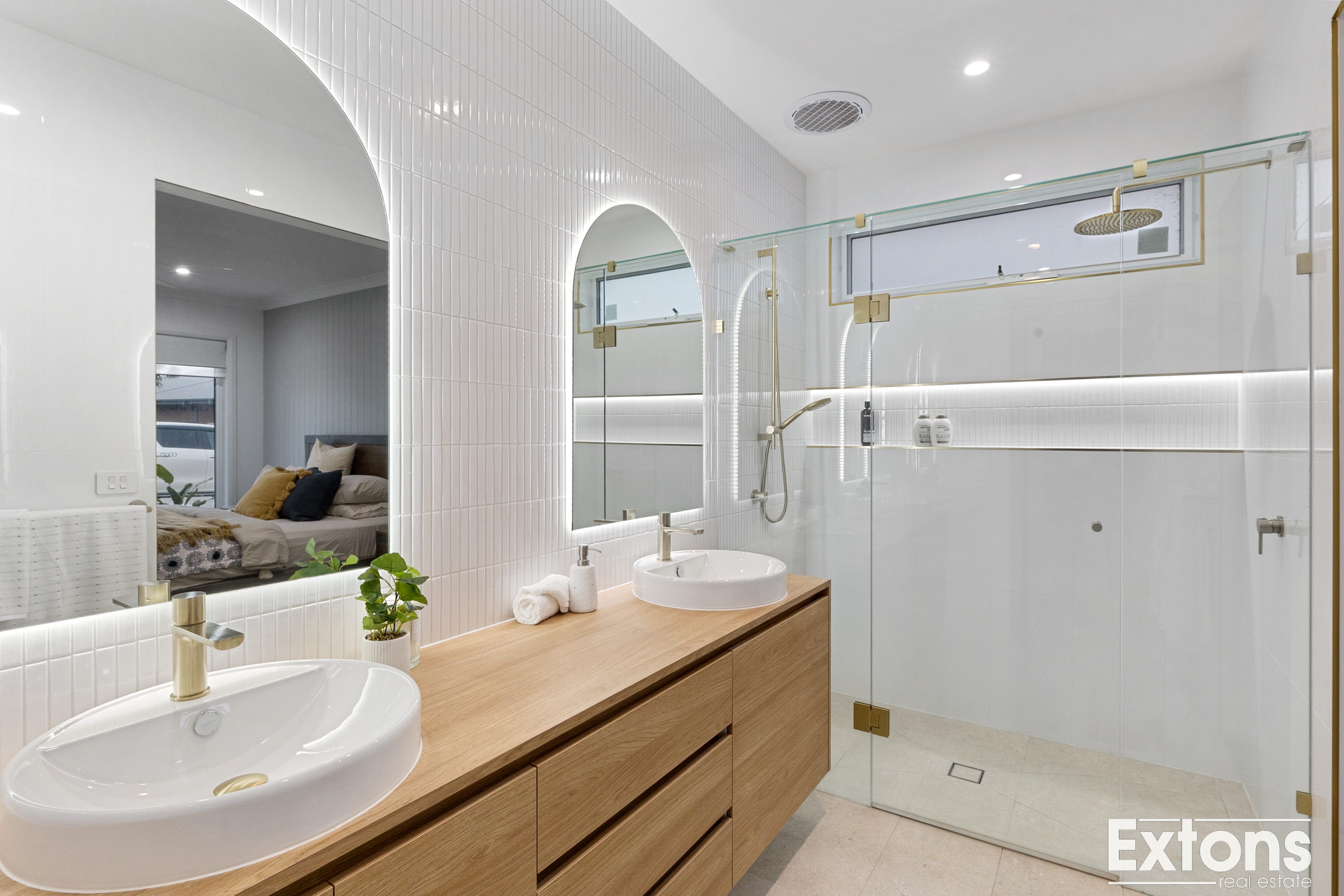 43 PHILLIP HYLAND DRIVE, Yarrawonga Extons Real Estate