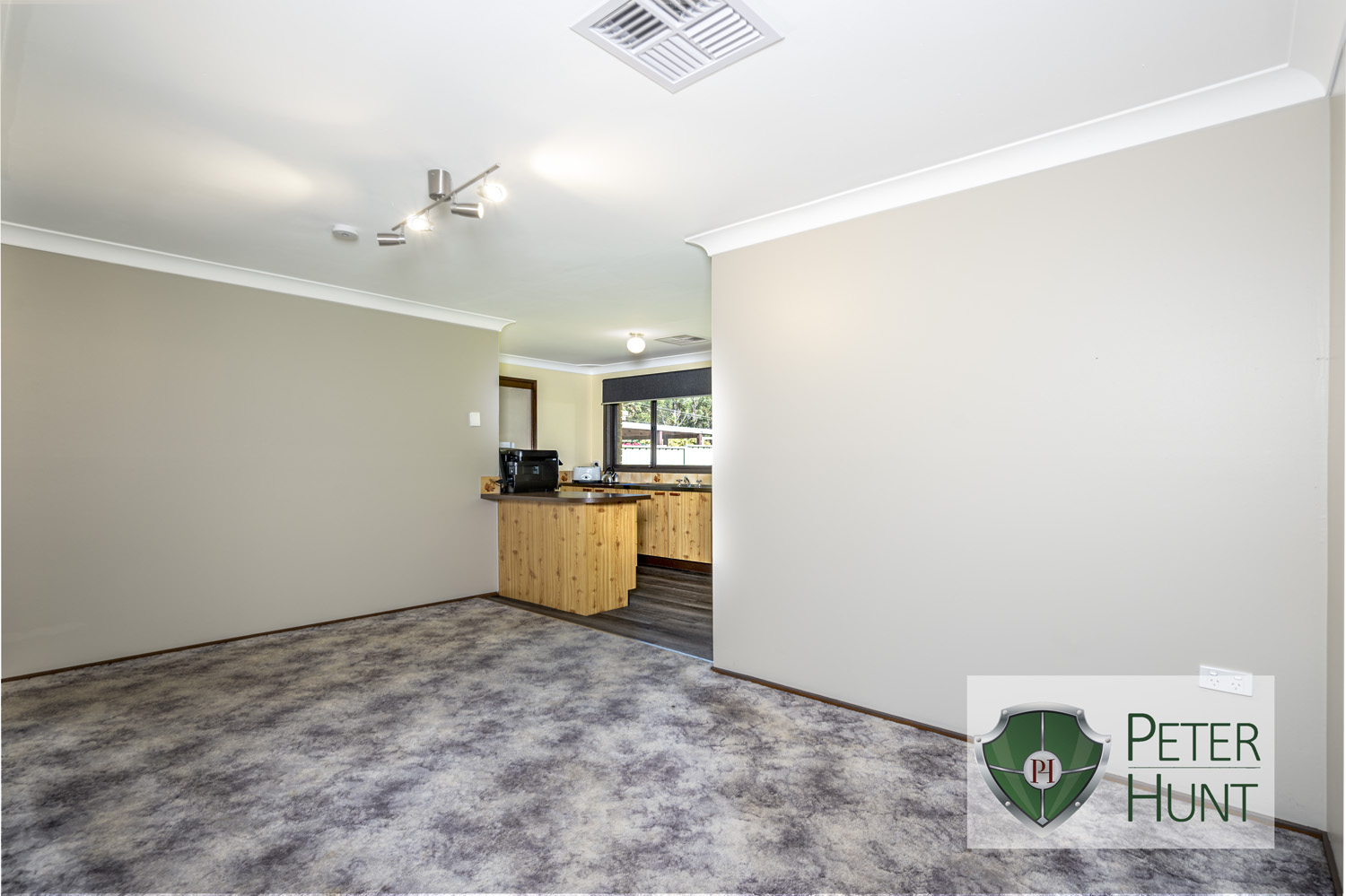 40 Meryla Street, Couridjah Peter Hunt Real Estate