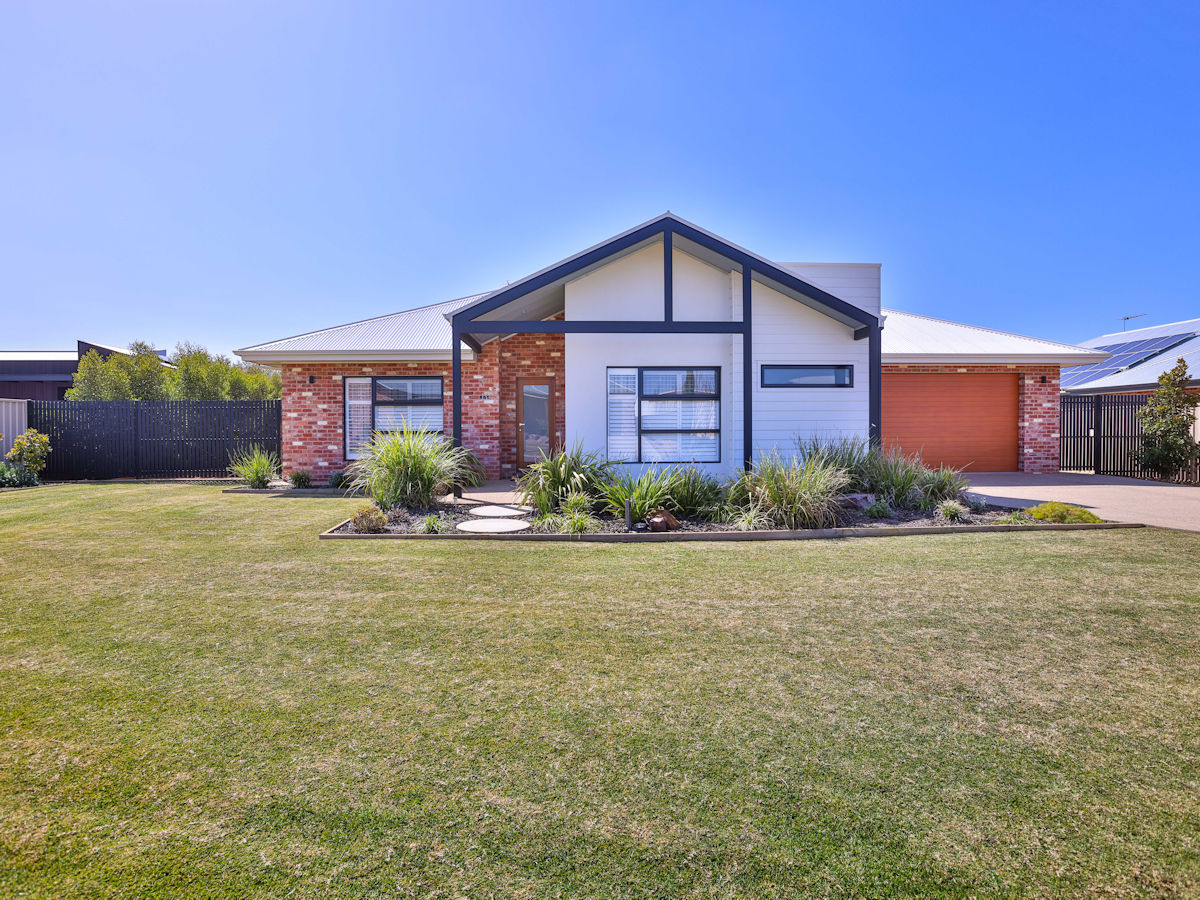 13 St Michaels Close, Nichols Point Mildura Property Advisers