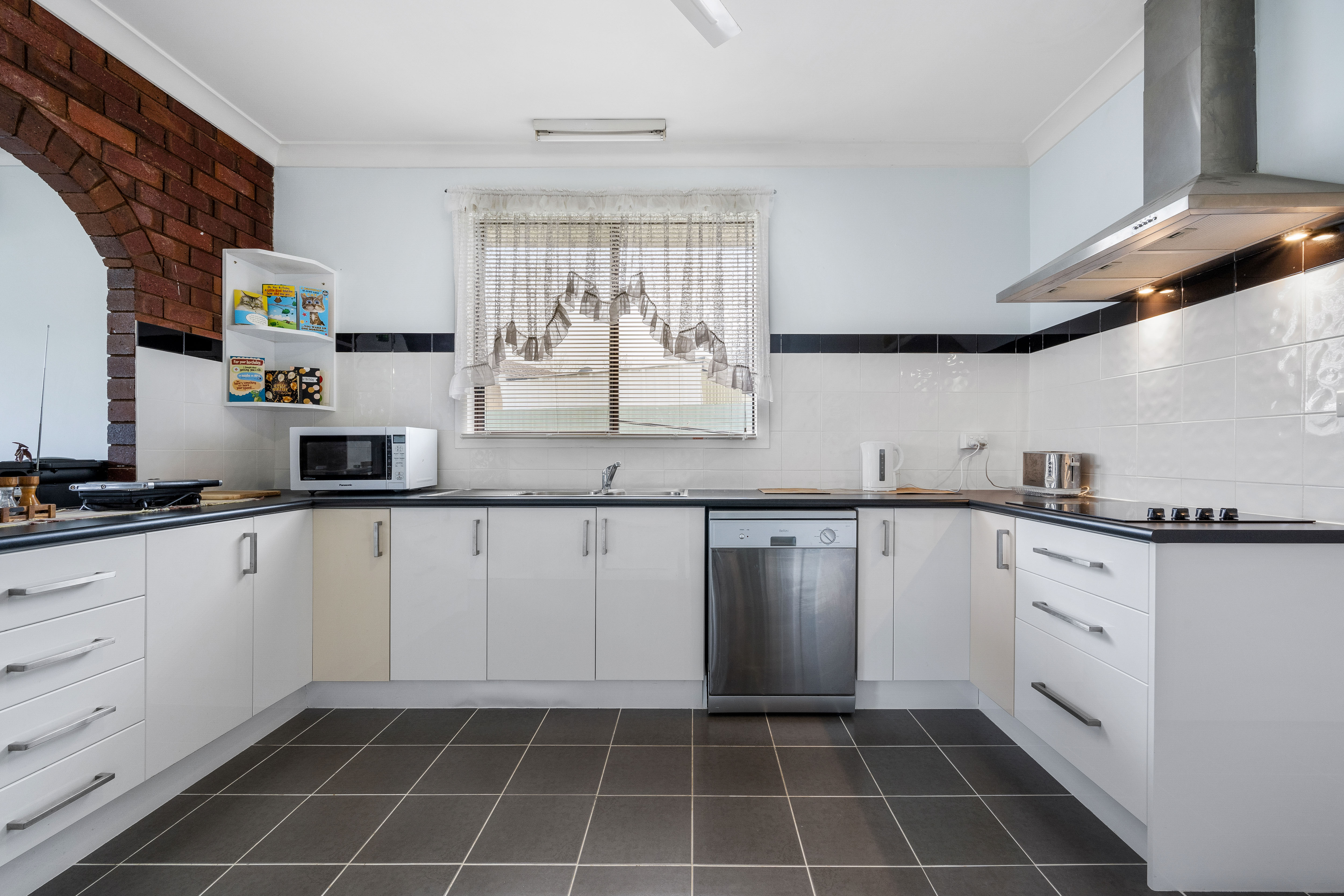 2 Jarrah Street, Wodonga The Rental Specialists Real Estate