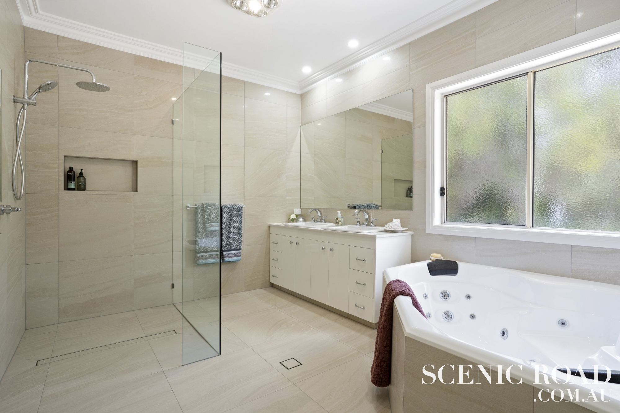 6973 Benowa Street, TAMBORINE MOUNTAIN QLD 4272 Scenic Road