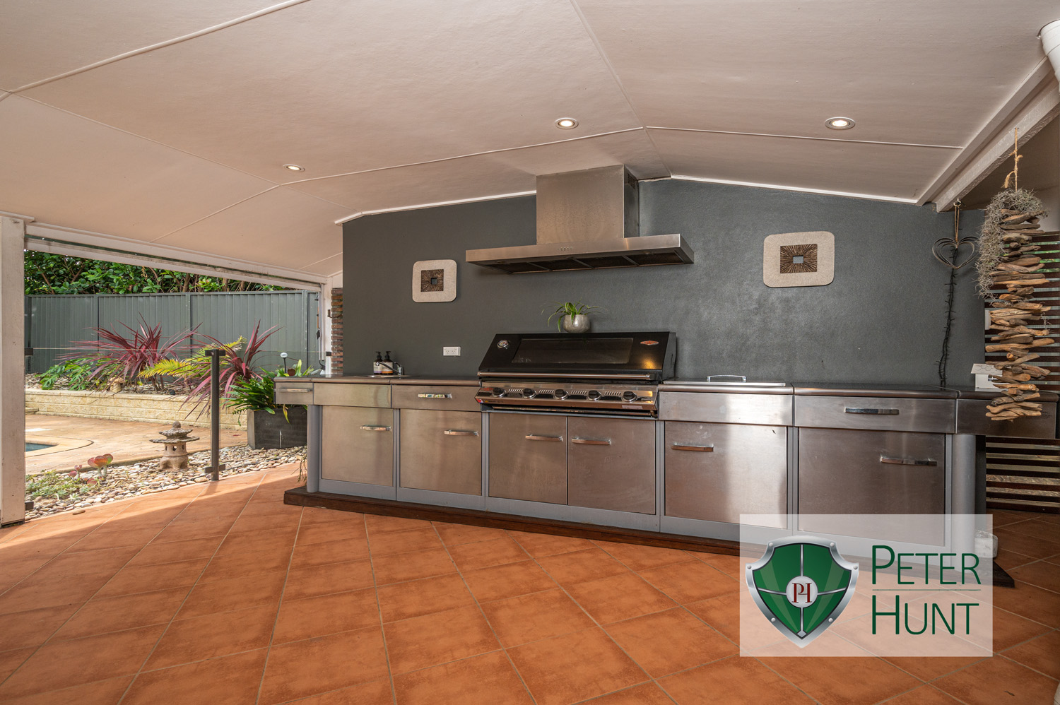 6 Banksia Street, Couridjah Peter Hunt Real Estate