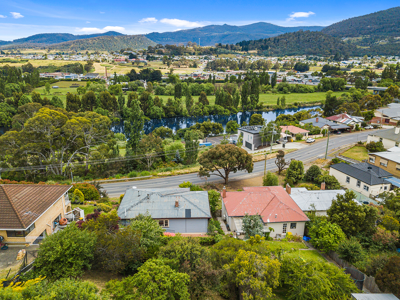 5 Glenora Road, New Norfolk Derwent Real Estate