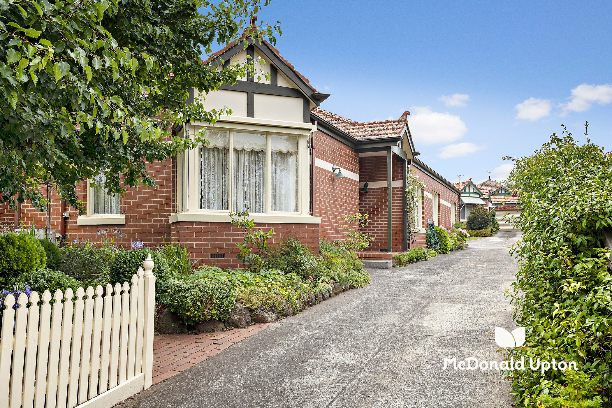1 / 20 Violet Street, Essendon