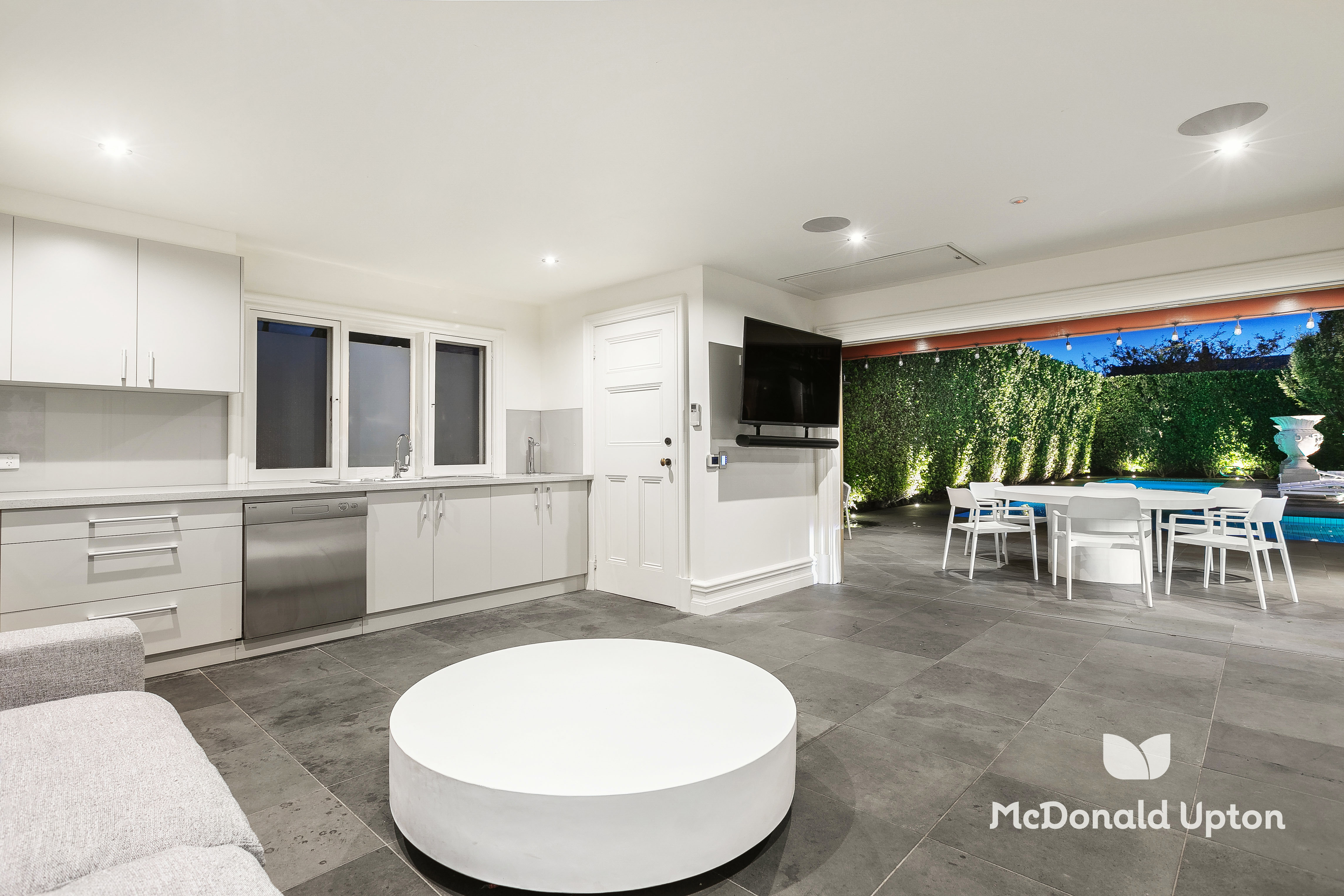 16 Rothwell Street, Ascot Vale