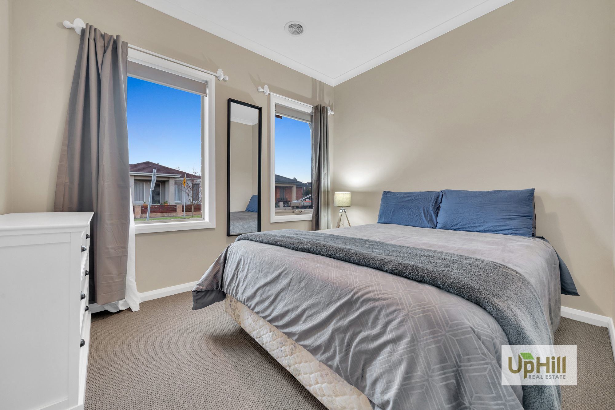 6 The Oaks Avenue, Pakenham Uphill Real Estate