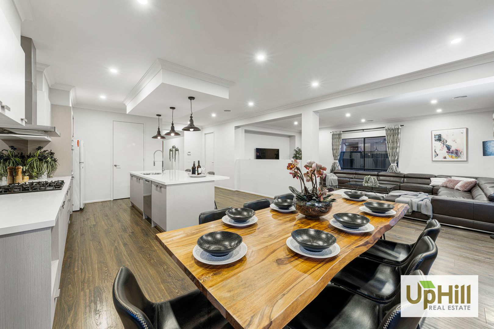 21 Kilmarnock Way, Clyde North Uphill