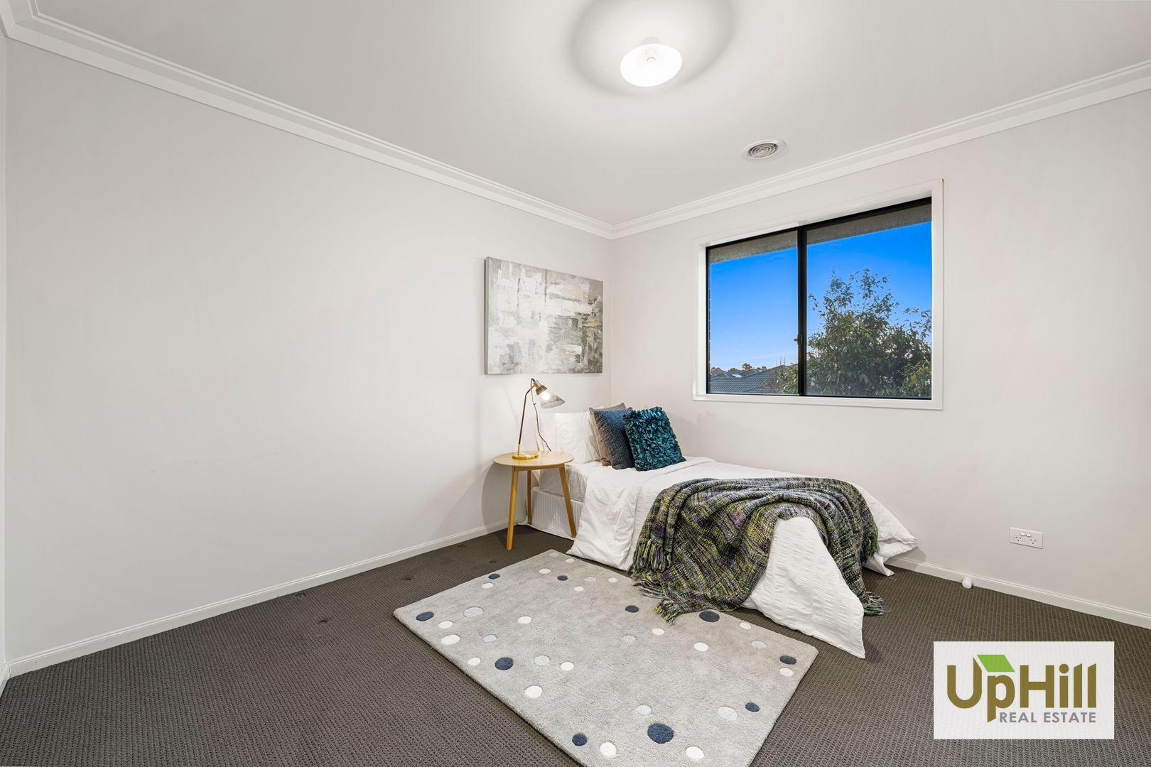 21 Kilmarnock Way, Clyde North Uphill