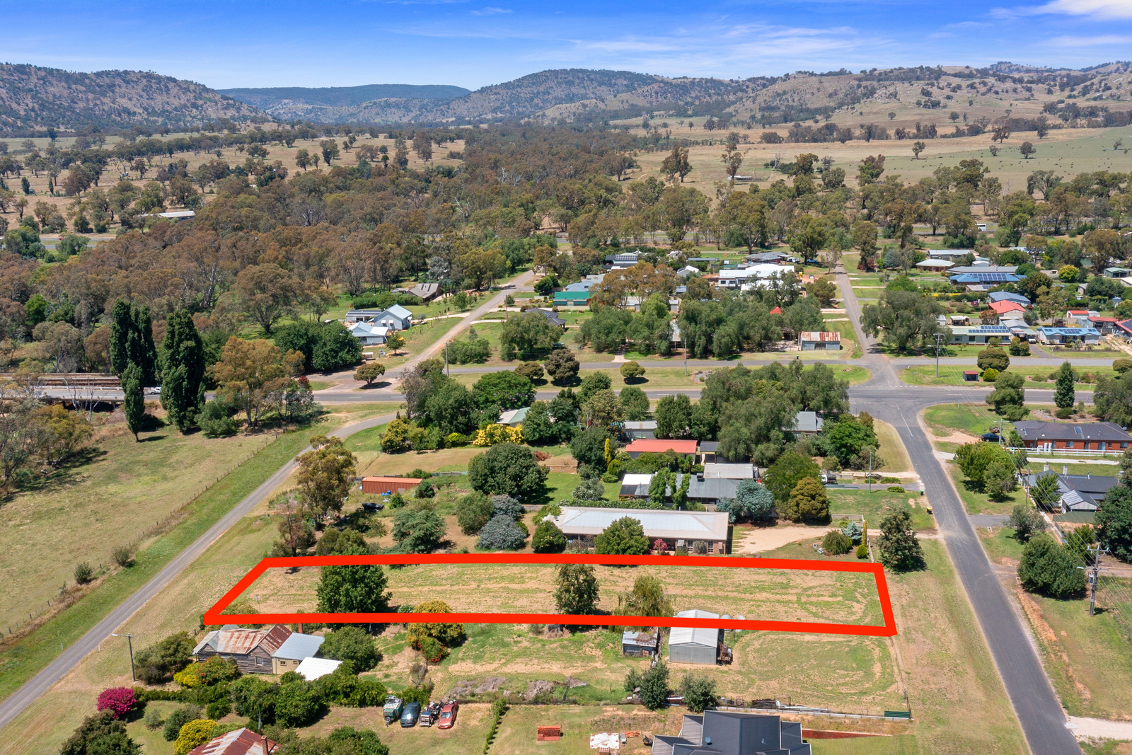 8 HUGHES STREET, Avenel Puppa & Gaehl Real Estate