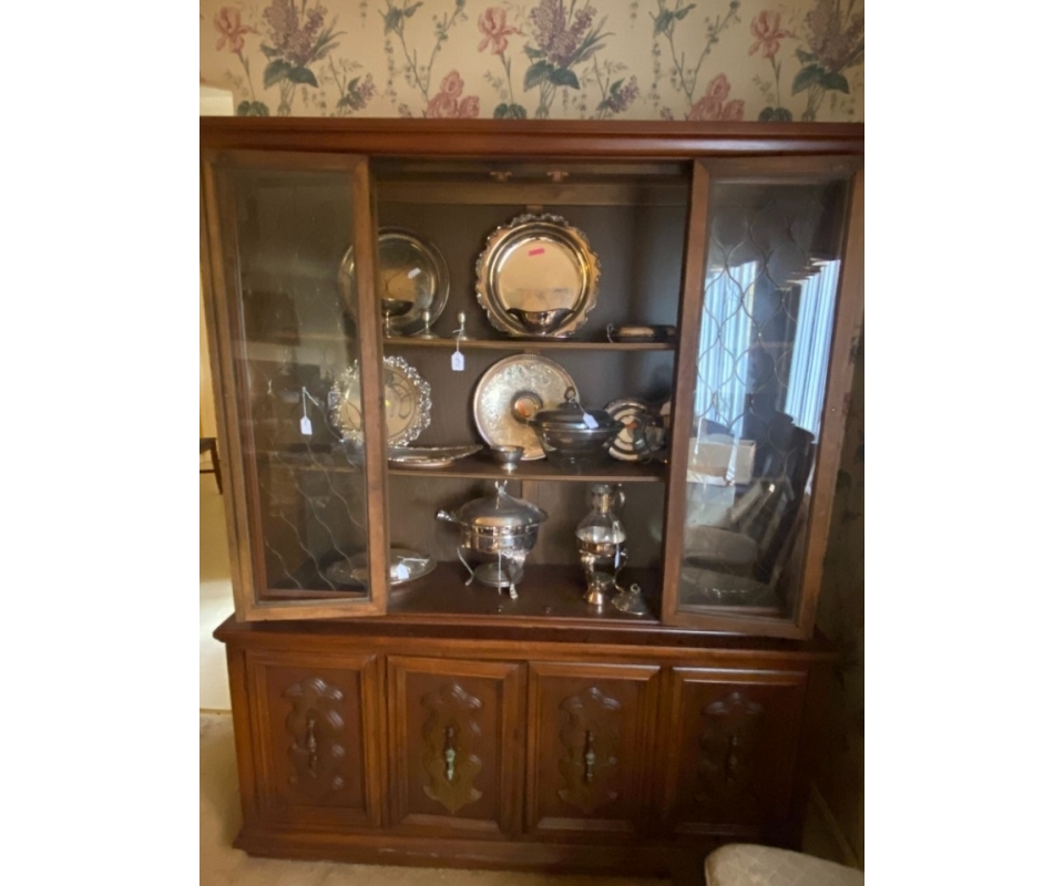 Moving SaleEverything must go! Toledo Off Heatherdowns