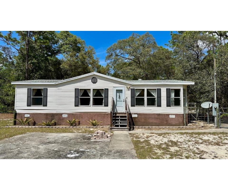 3BR/2BA Manufactured Home on 1.25+/ AC, Dunnellon, FL