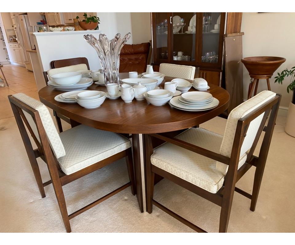 Estate Sale Nevillewood