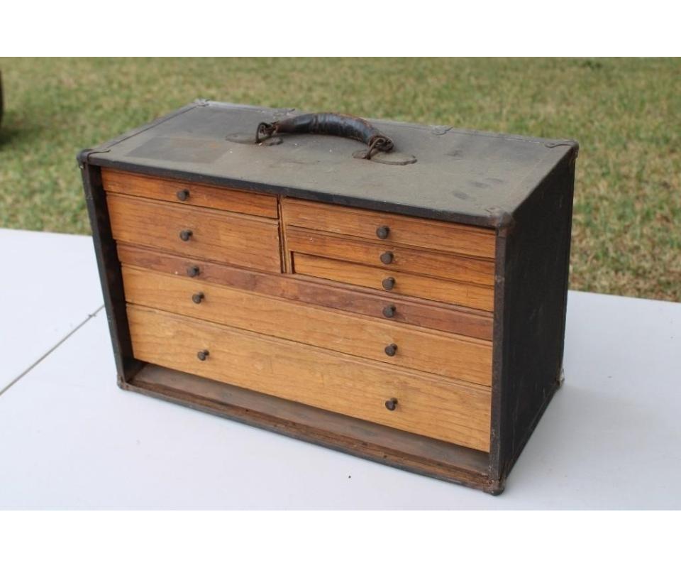 MCKINNEY ESTATE ONLINE ONLY AUCTION PART 1