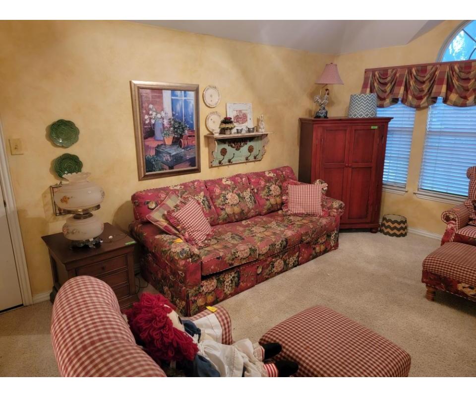 1/2 PRICE UPSCALE ELEGANCE MODERN FURNITURE ESTATE SALE BY ALAMO AZTEK