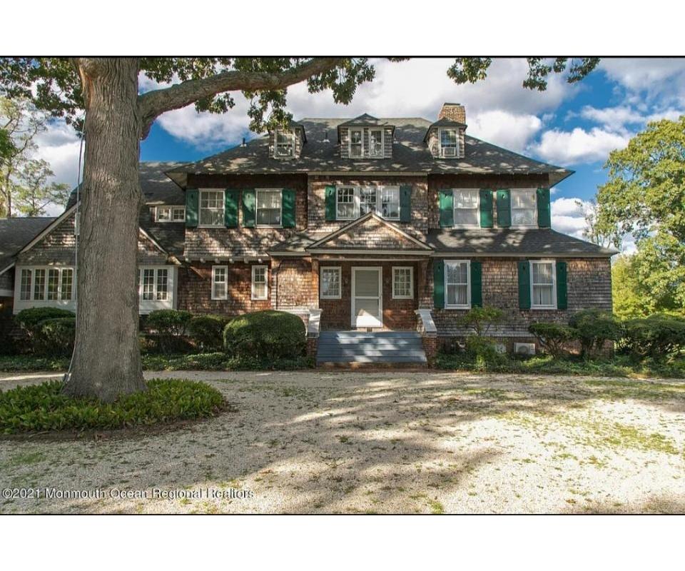 RUMSON Estate Sale by Donna to the Rescue