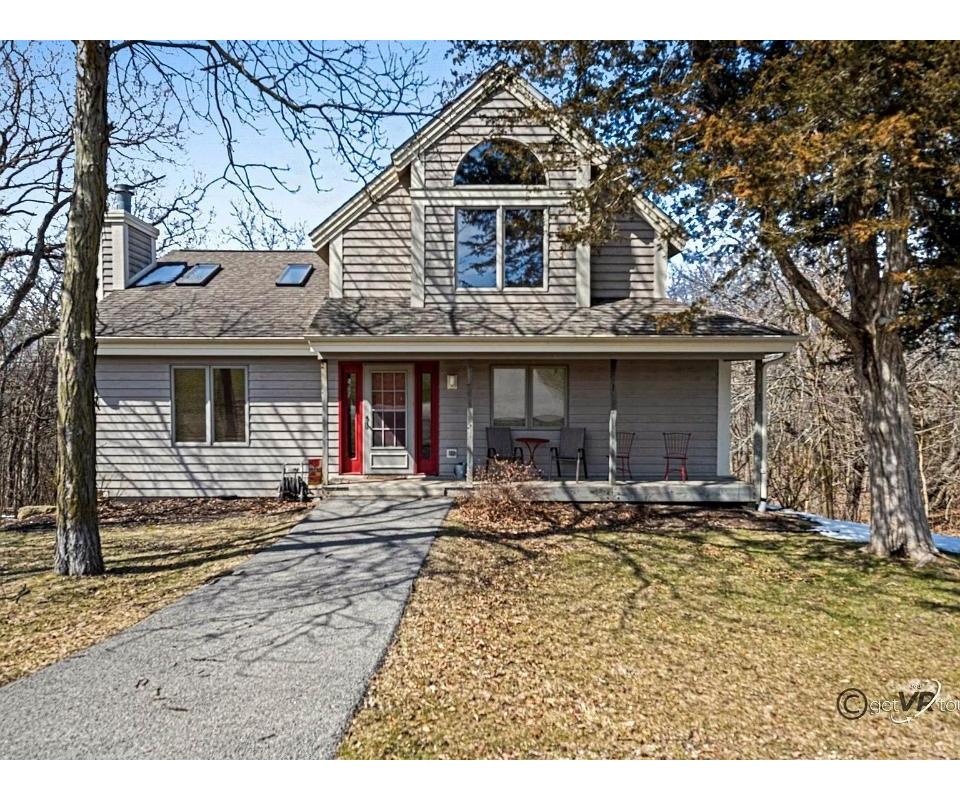 RED TAG ESTATE SALE. Nice Galena Territory Home! Complete Household