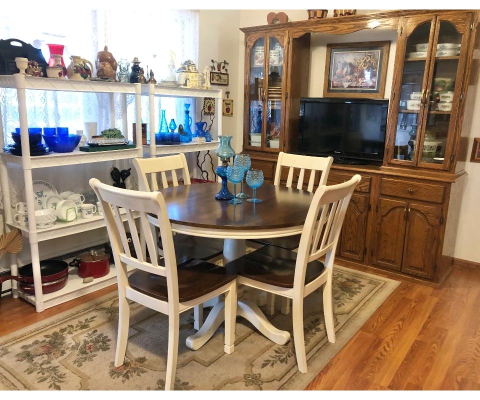 Estate Sale By River Valley