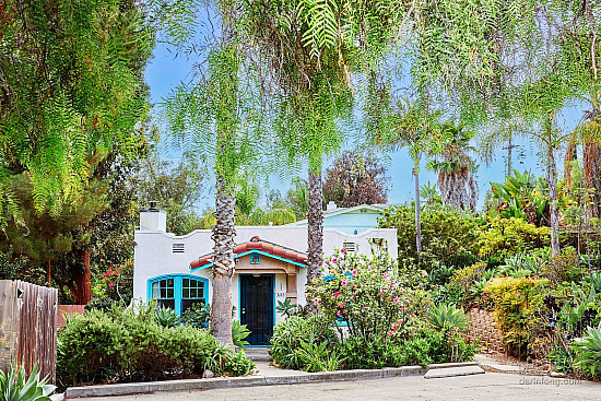  Laura Lothian - 3161 Redwood