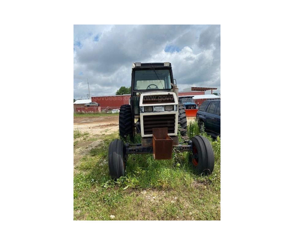 Case 2094 Tractor