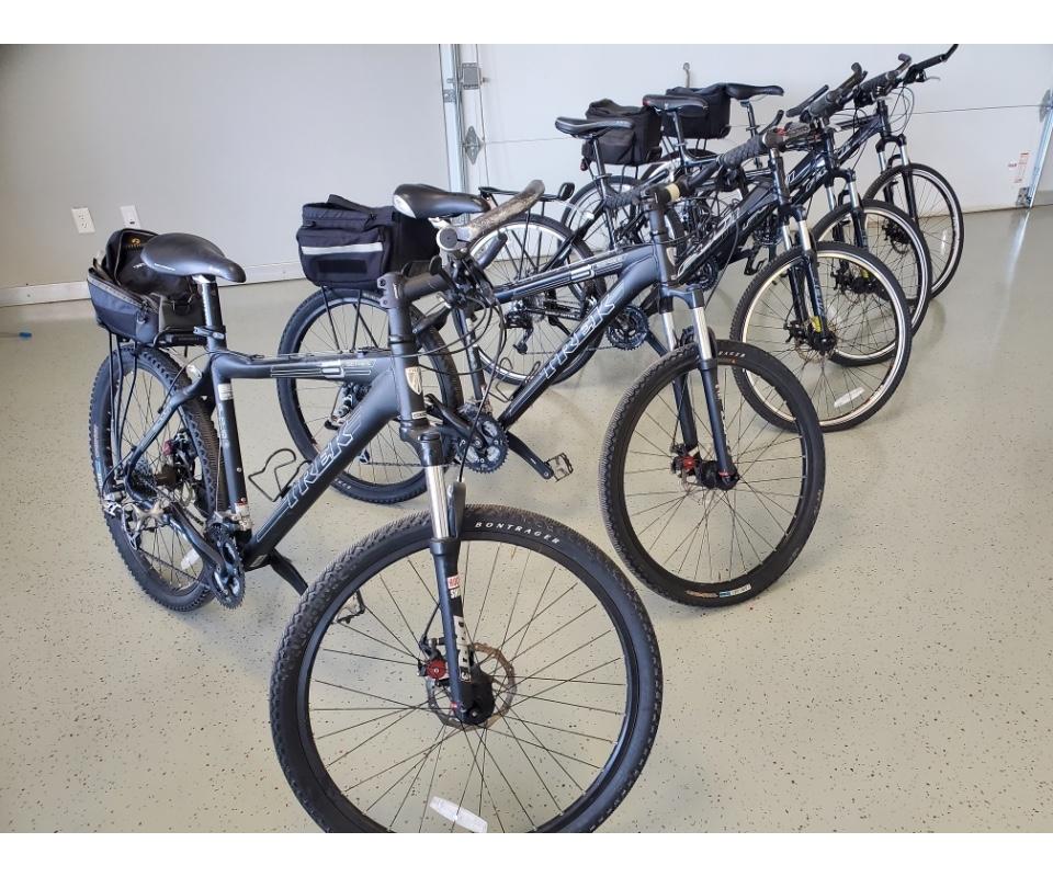 Jeff Martin Auctioneers Inc Fahey Sales Online Only Large Metropolitan Police Department Bicycle