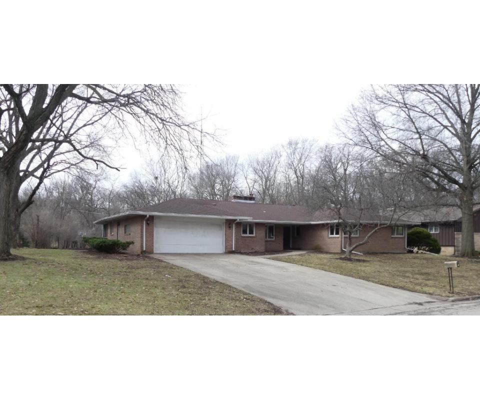 4221 Marsh Avenue, Rockford, IL 61114